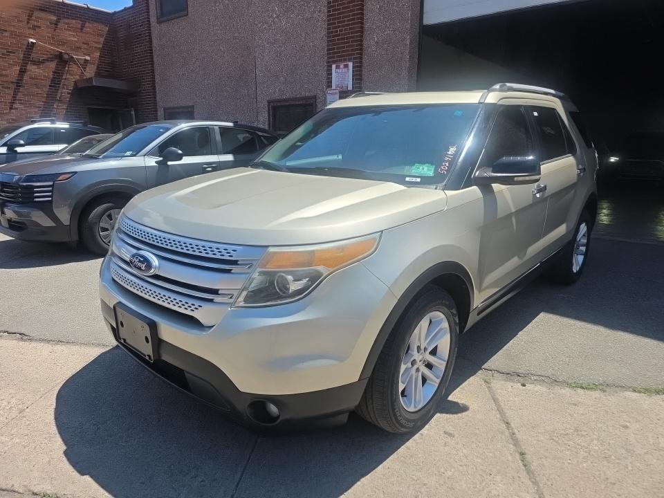 FORD EXPLORER - 1