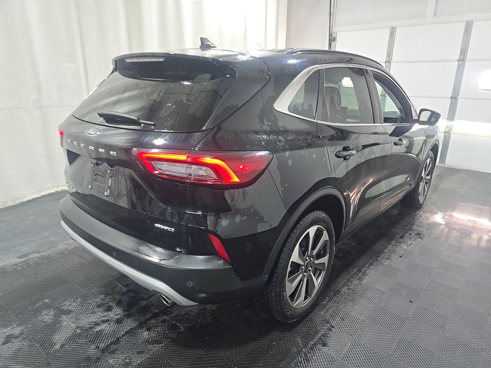 FORD ESCAPE - 5