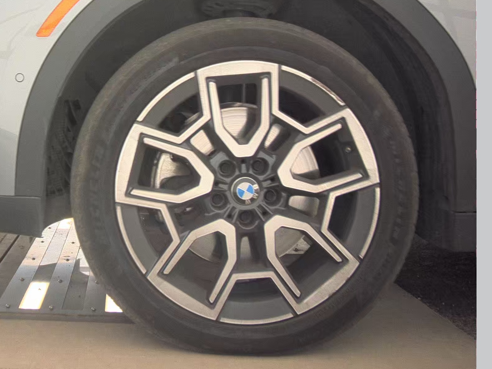 2025 BMW X2 xDrive28i AWD