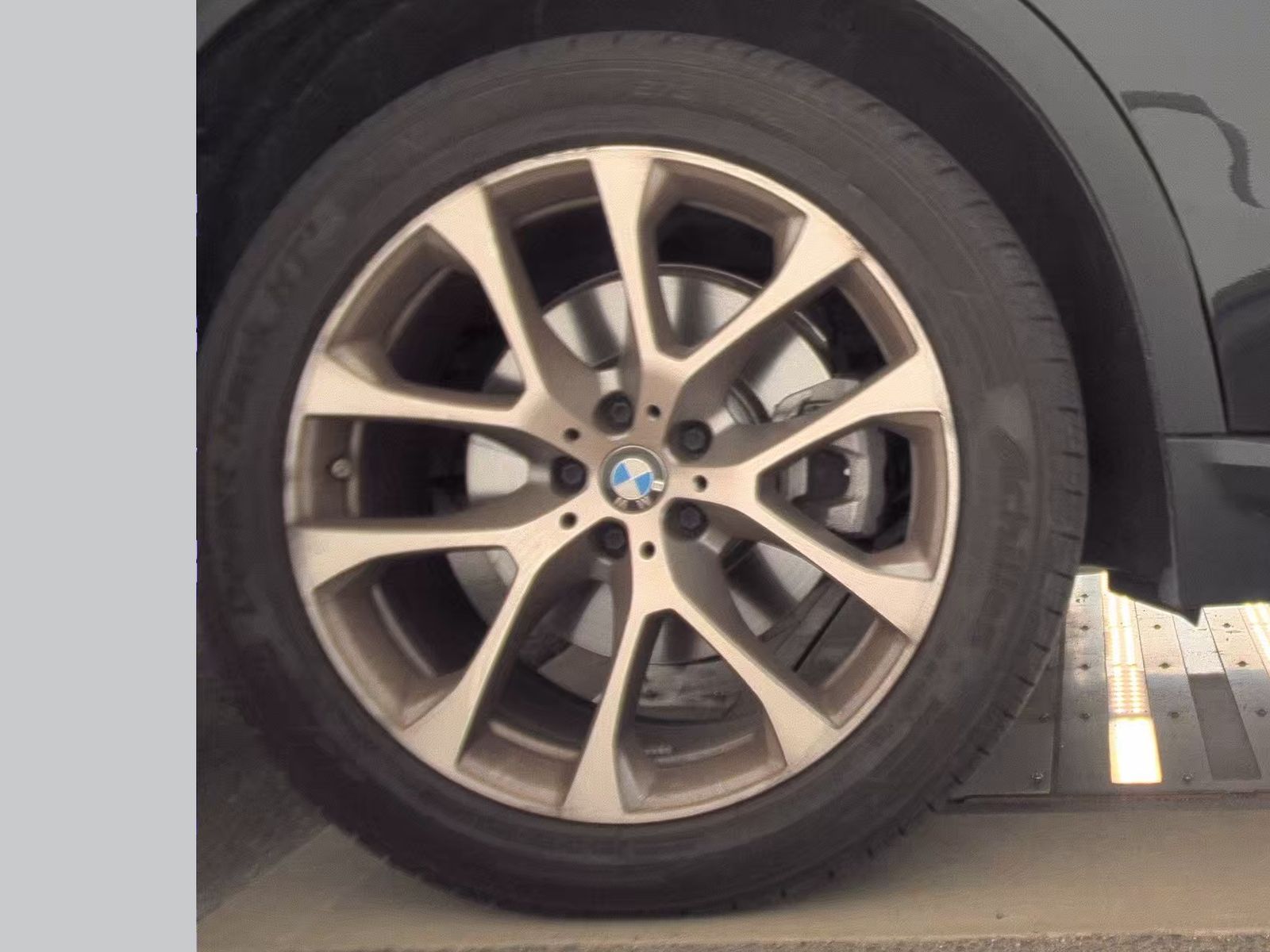 2025 BMW X5 xDrive40i AWD
