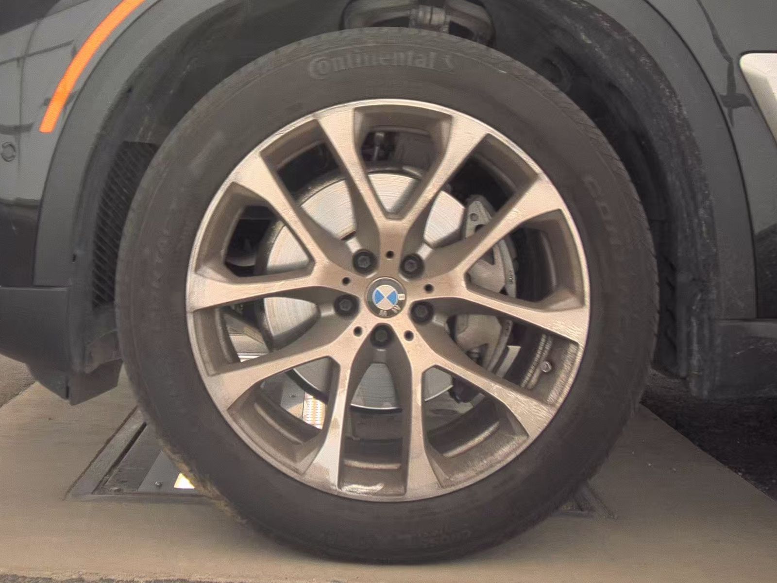 2025 BMW X5 xDrive40i AWD