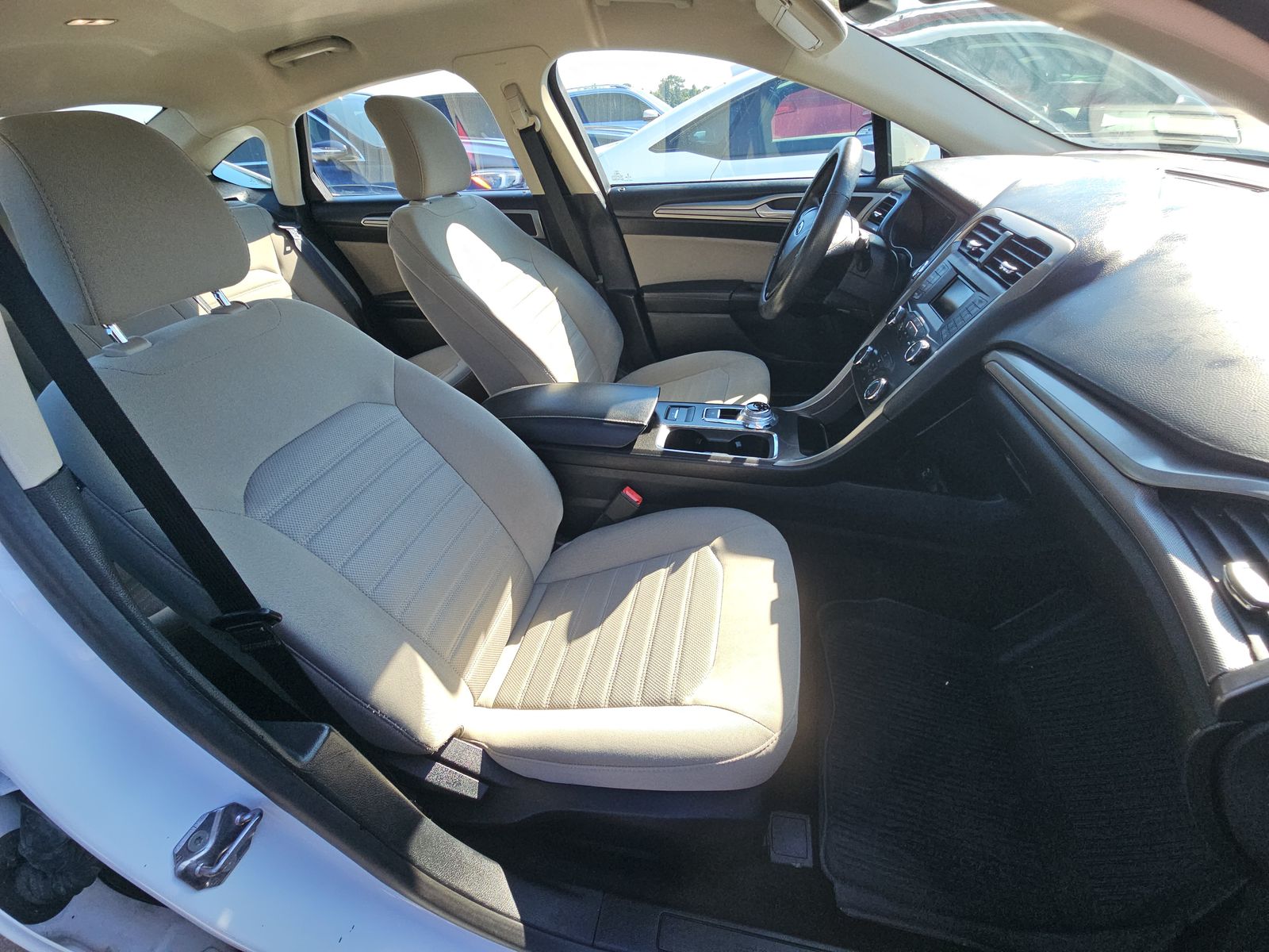 FORD FUSION - 9