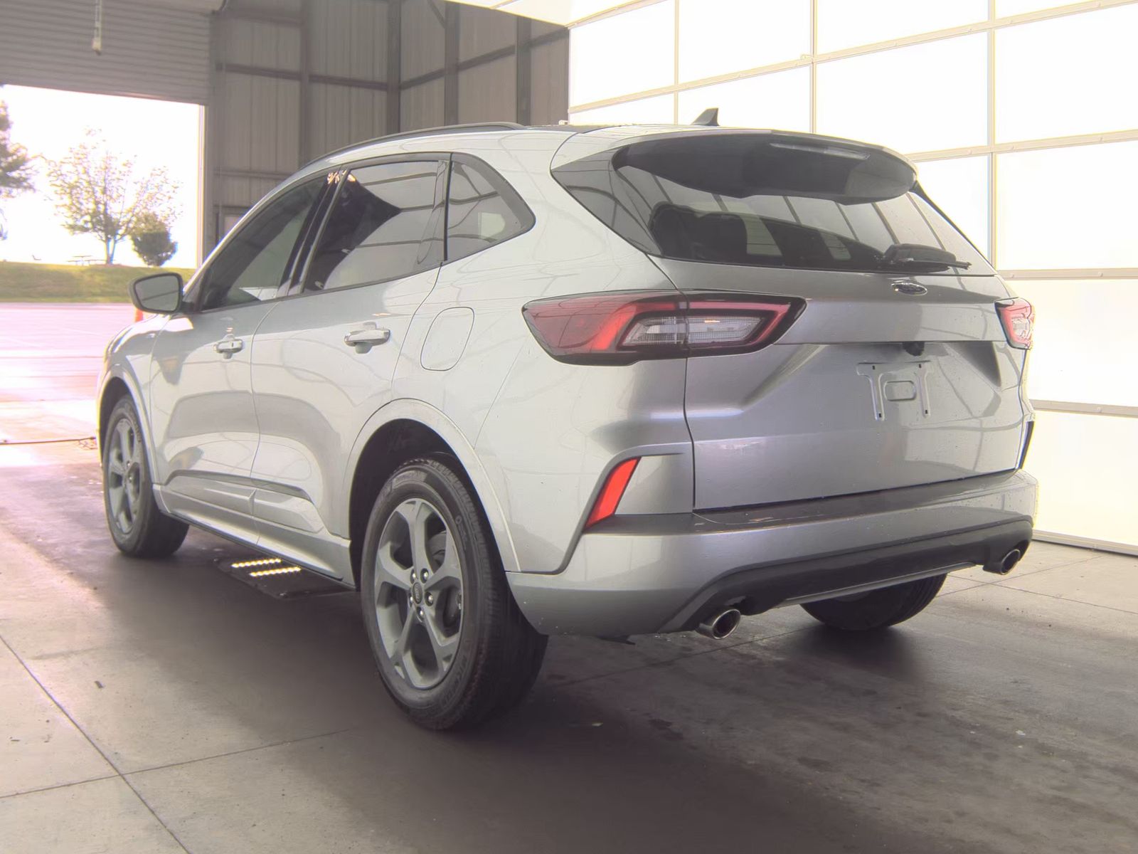 FORD ESCAPE - 9