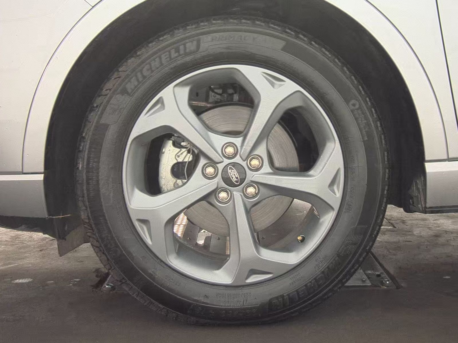 FORD ESCAPE - 10