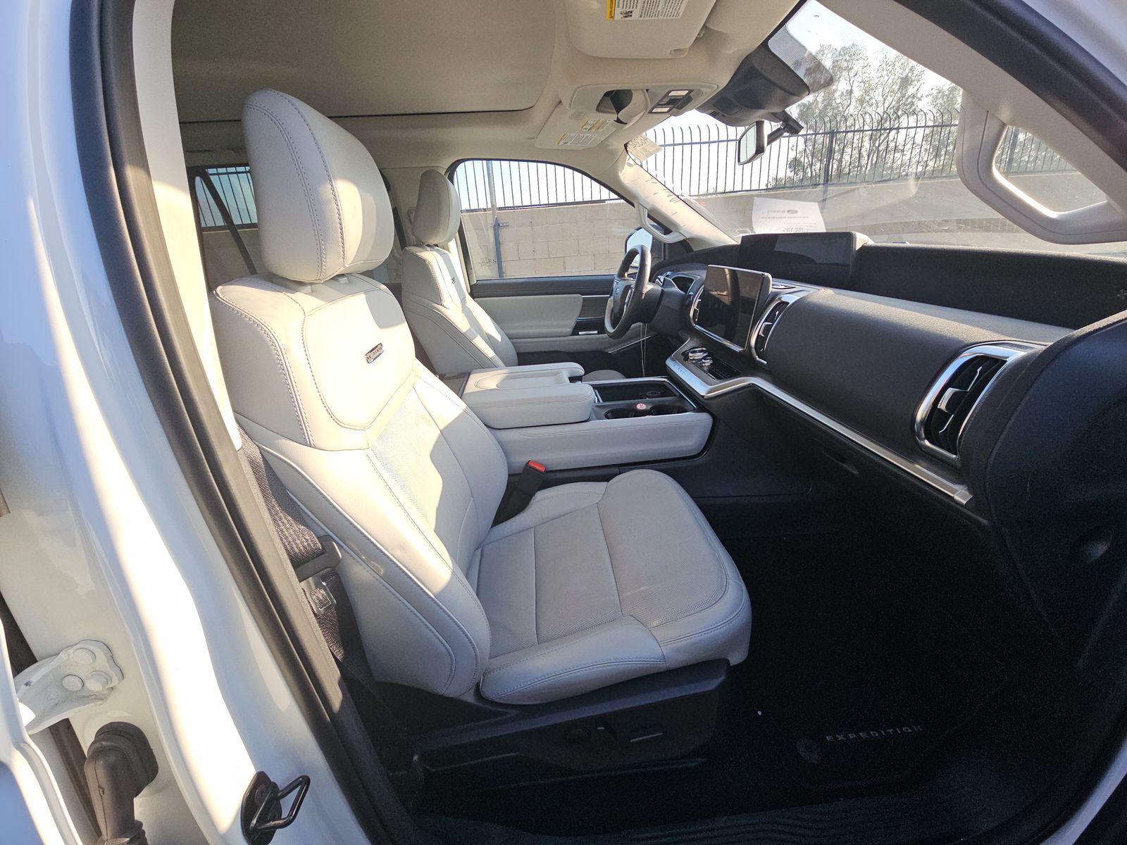 FORD EXPEDITION MAX - 9