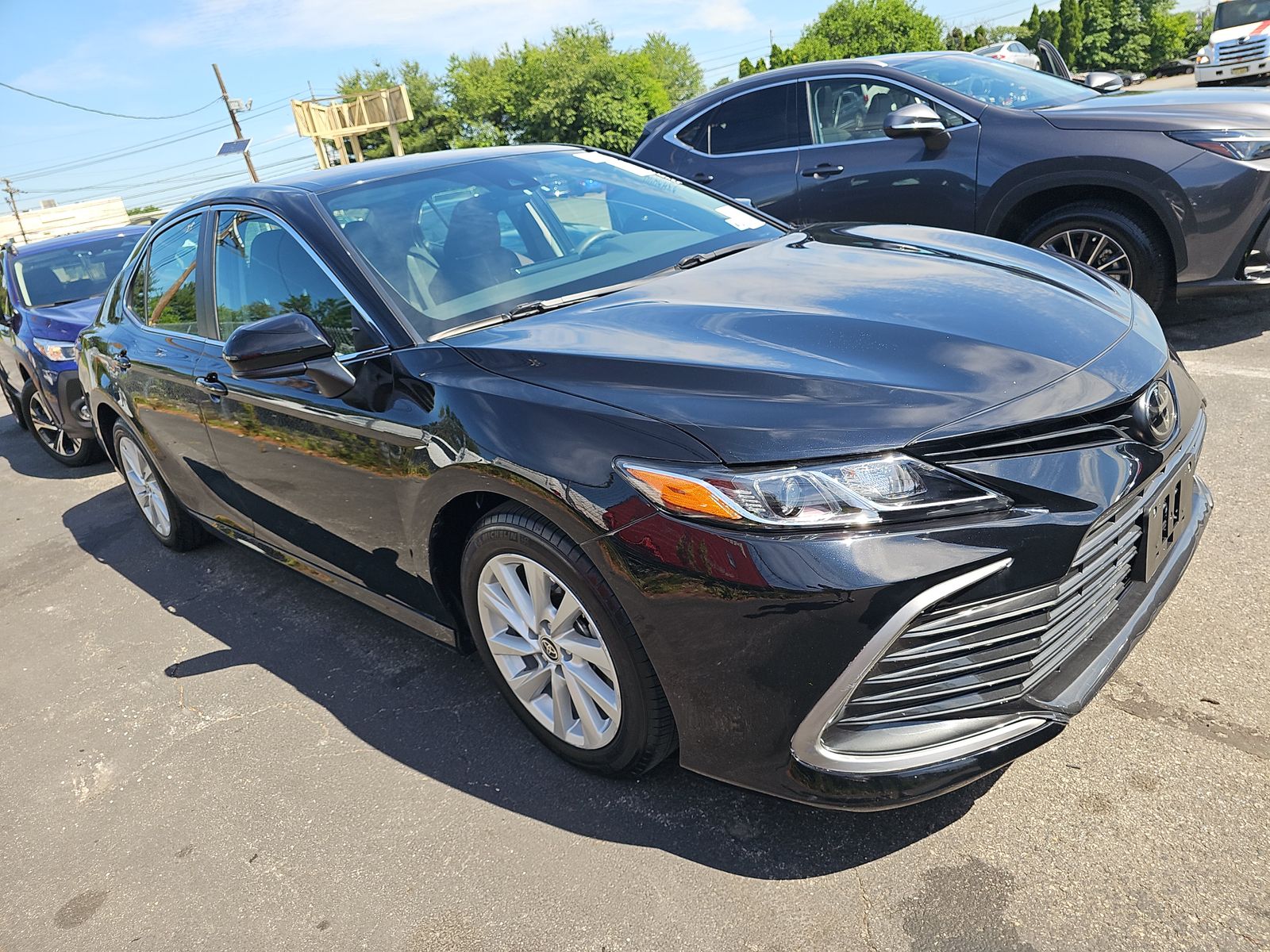 TOYOTA CAMRY - 4