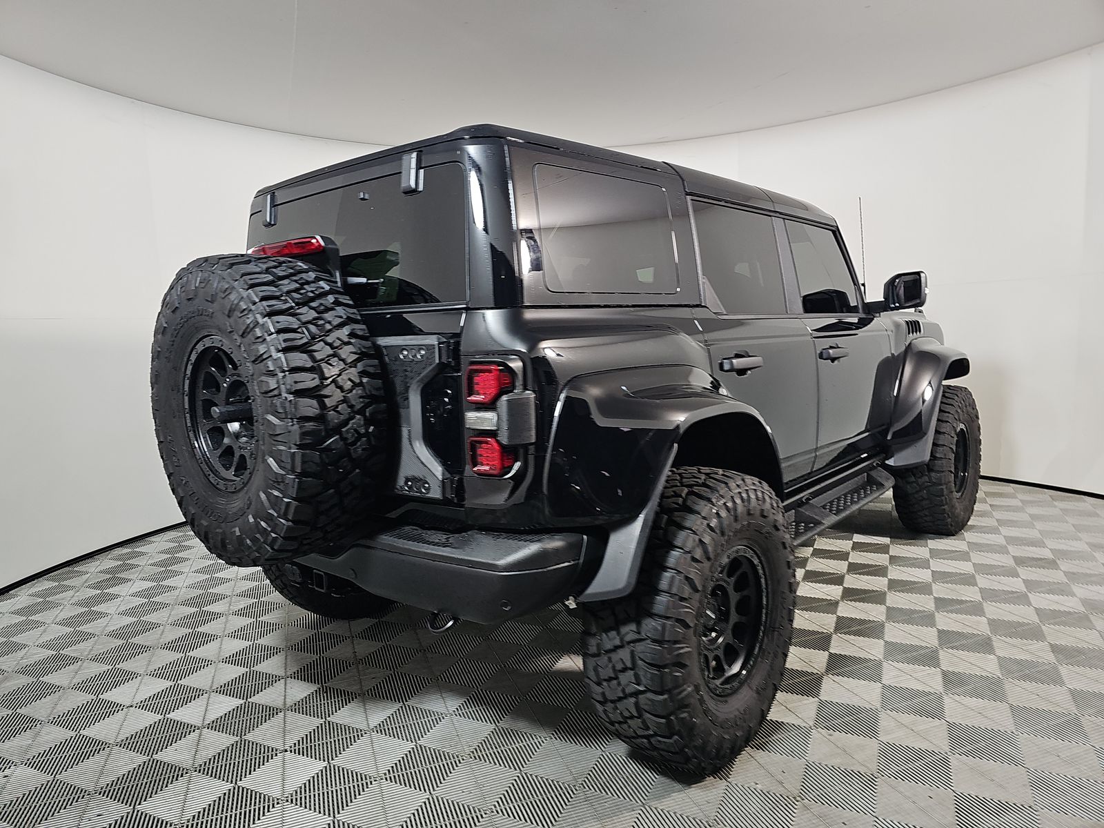 FORD BRONCO - 5