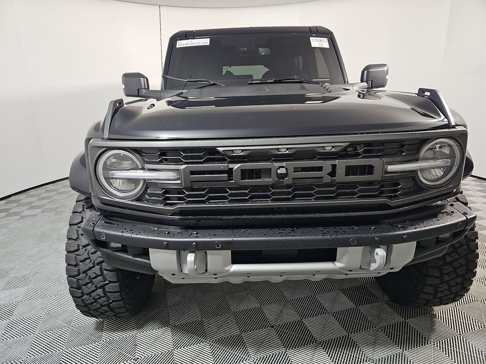 FORD BRONCO - 3