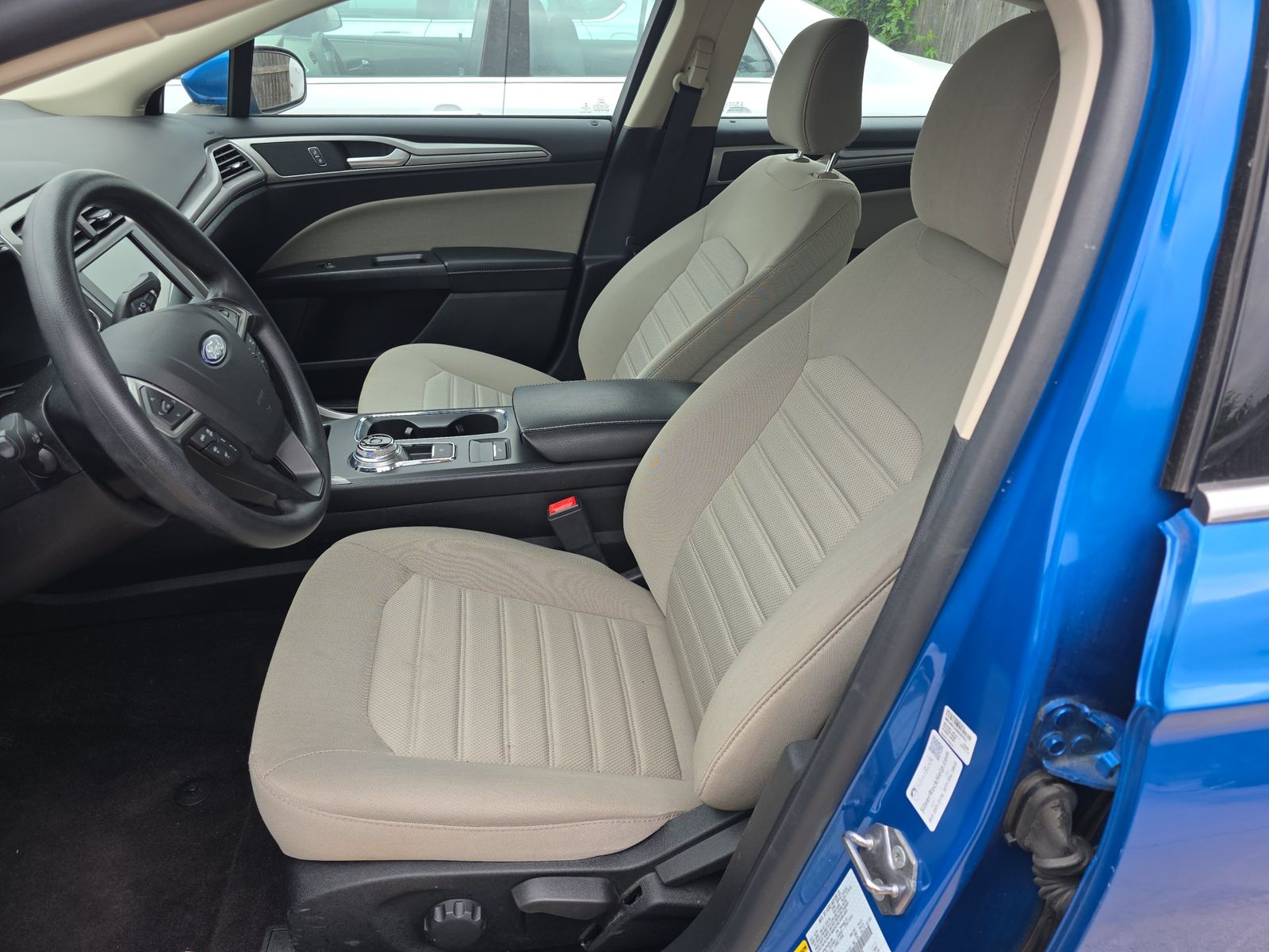 FORD FUSION - 8