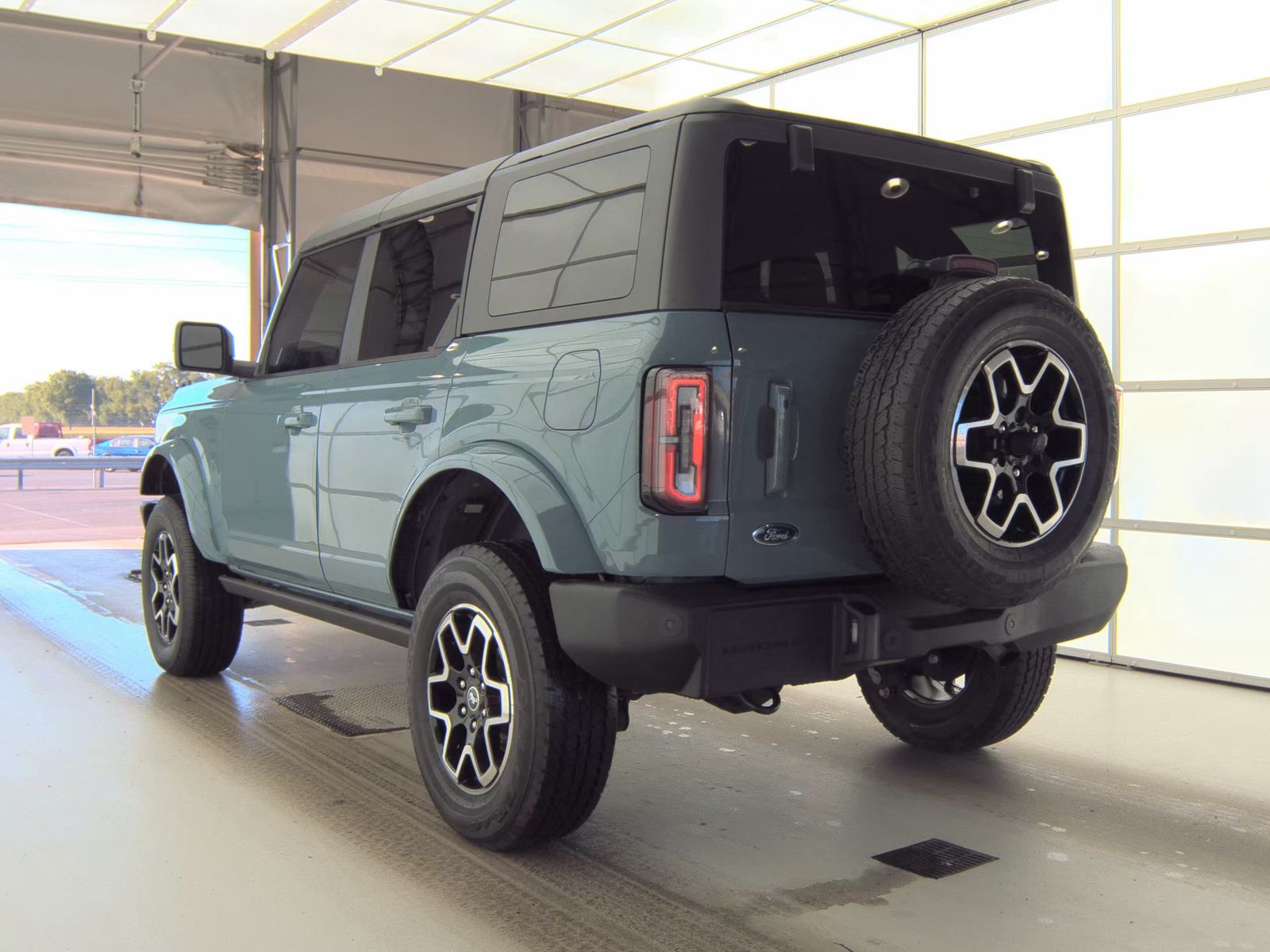 FORD BRONCO - 9