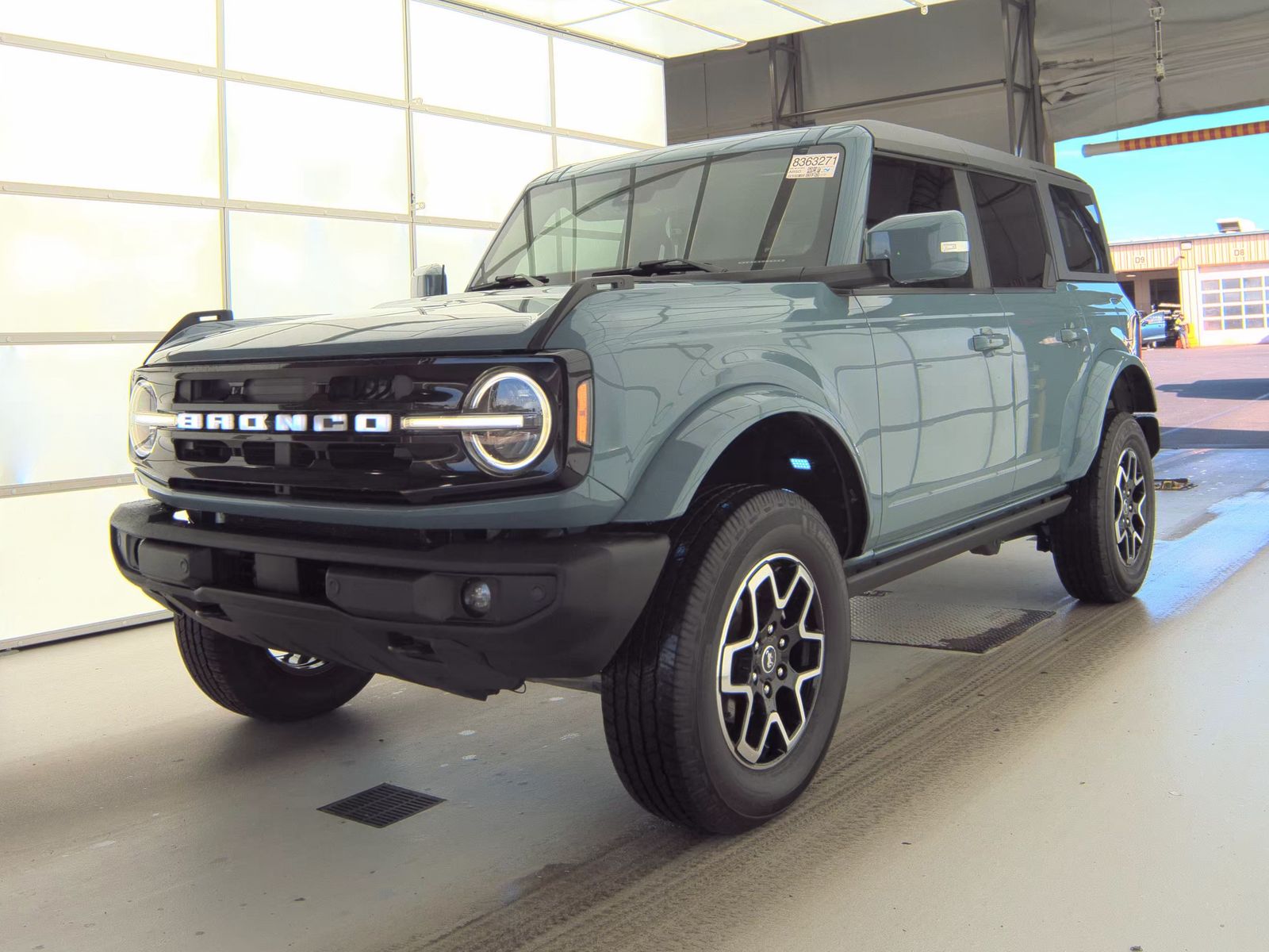 FORD BRONCO - 1