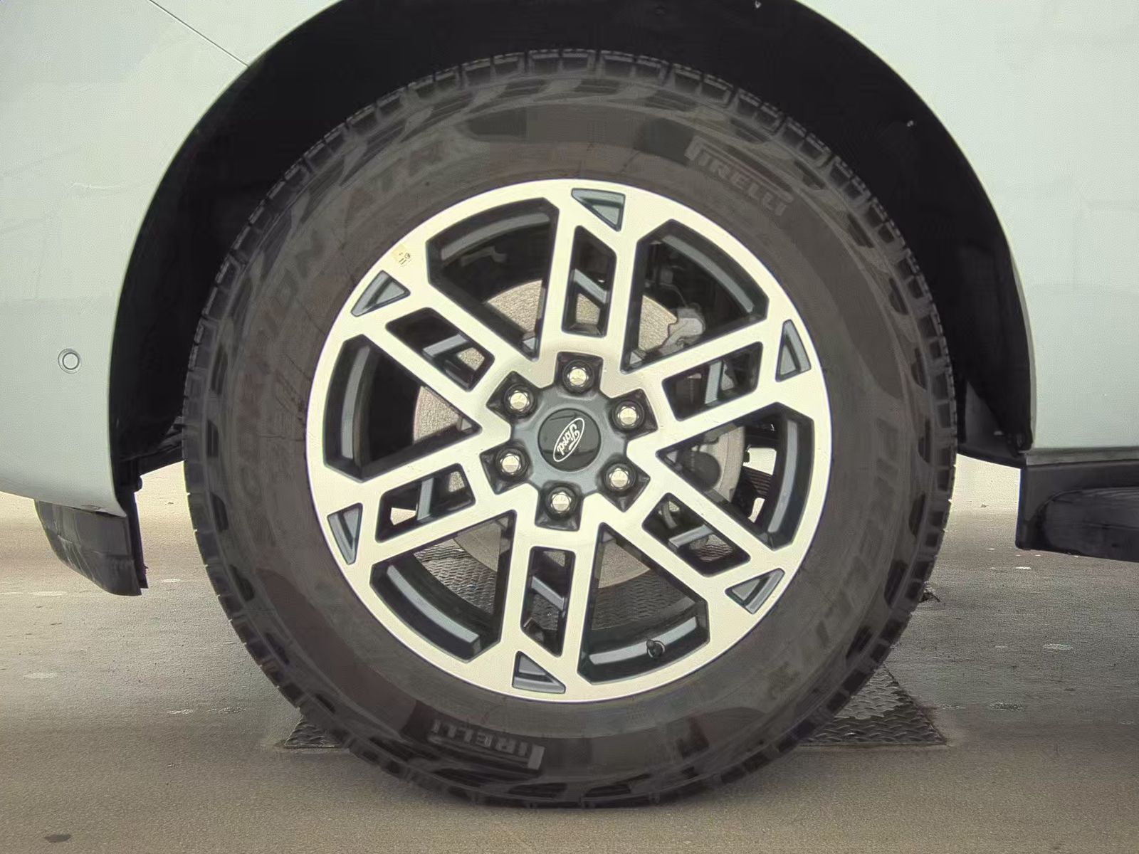 FORD EXPEDITION - 10