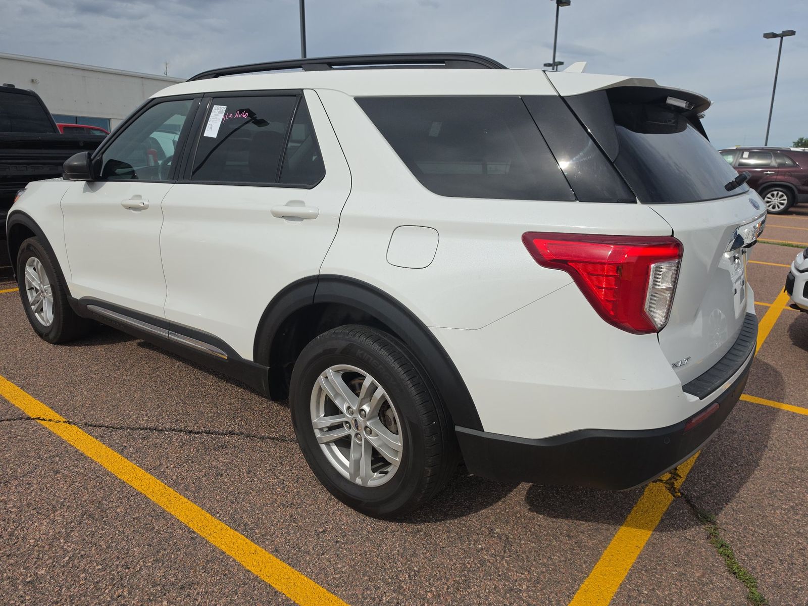 FORD EXPLORER - 7