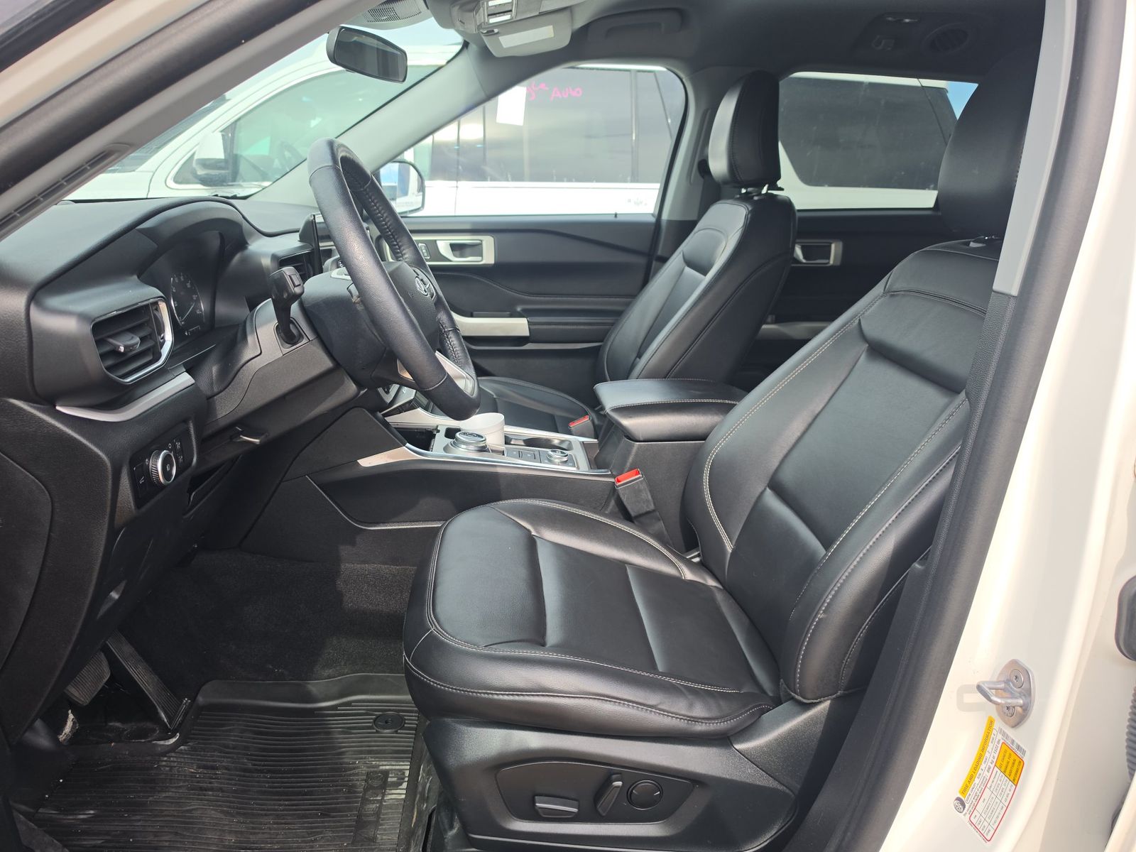 FORD EXPLORER - 8