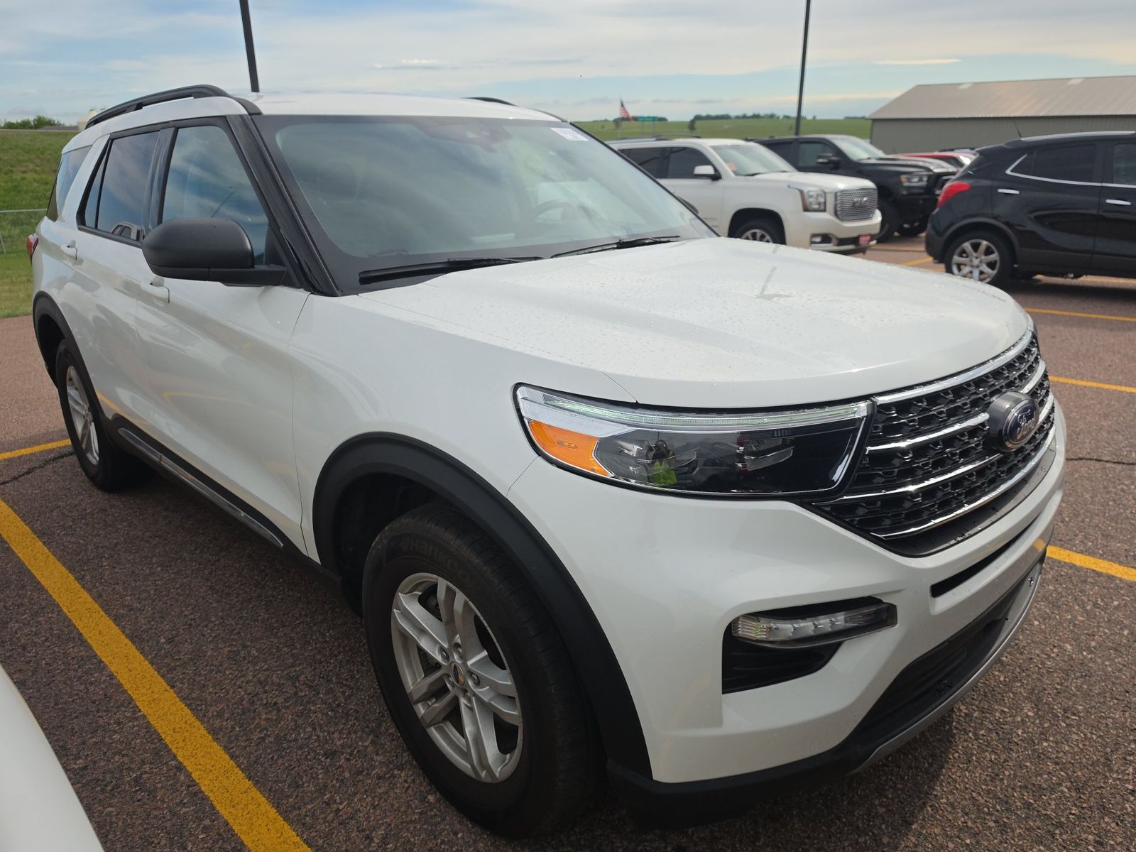 FORD EXPLORER - 4