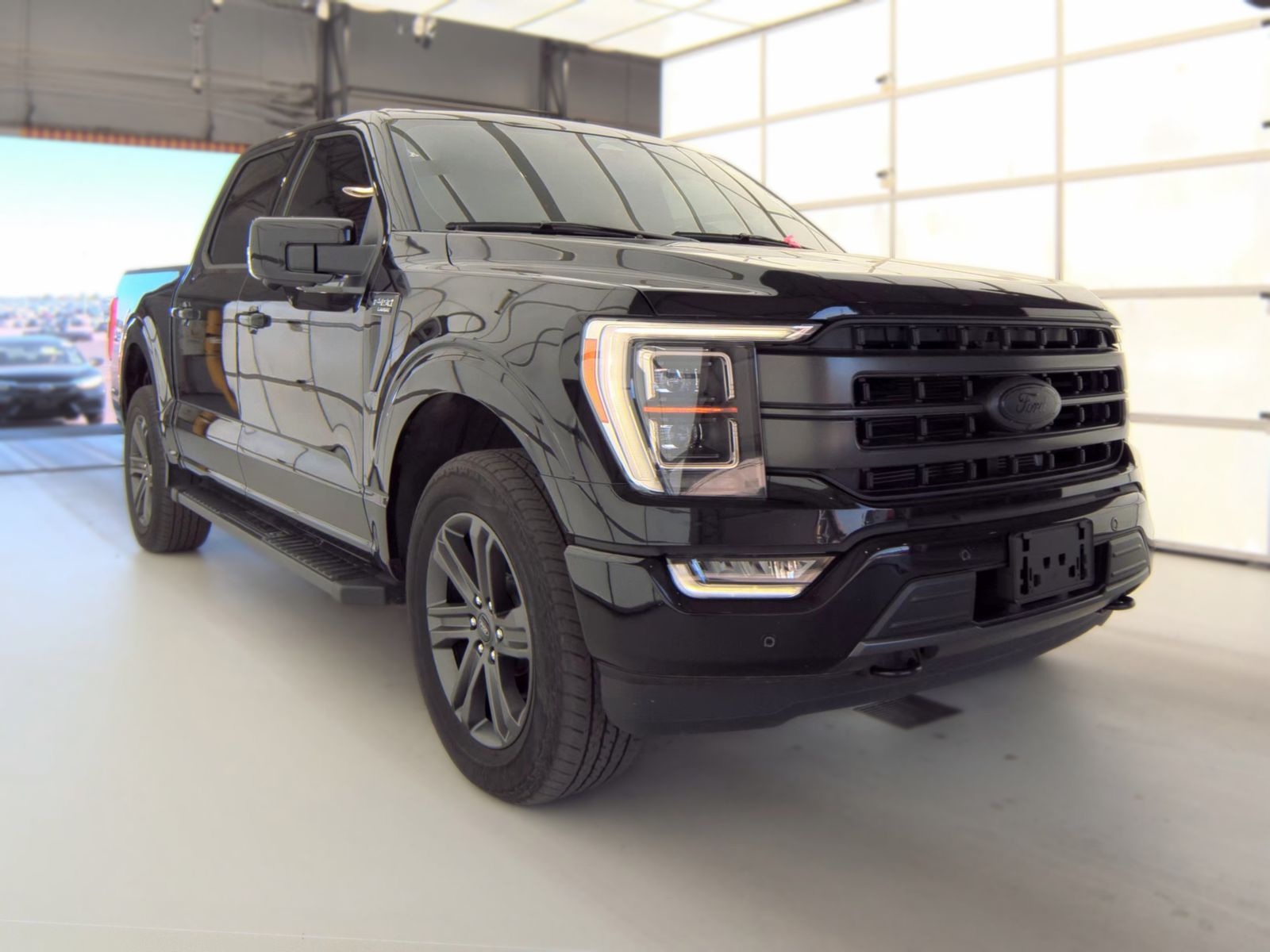 2023 Ford F-150 Lariat AWD