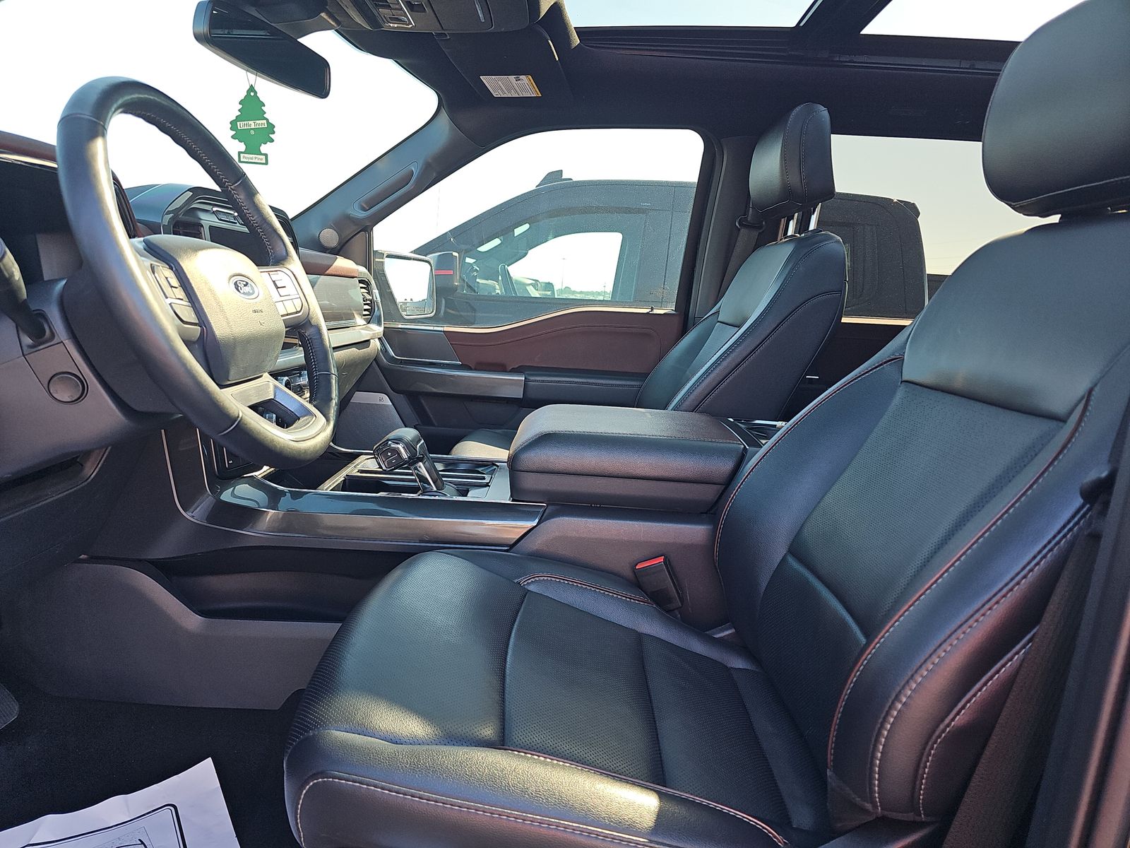 2023 Ford F-150 Lariat AWD