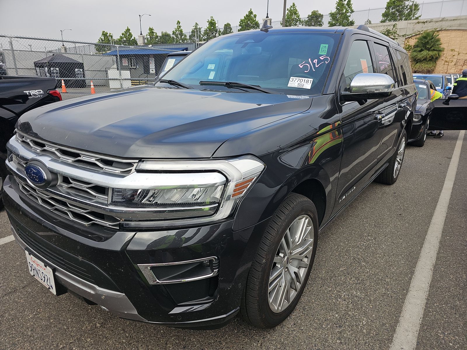 FORD EXPEDITION MAX - 1