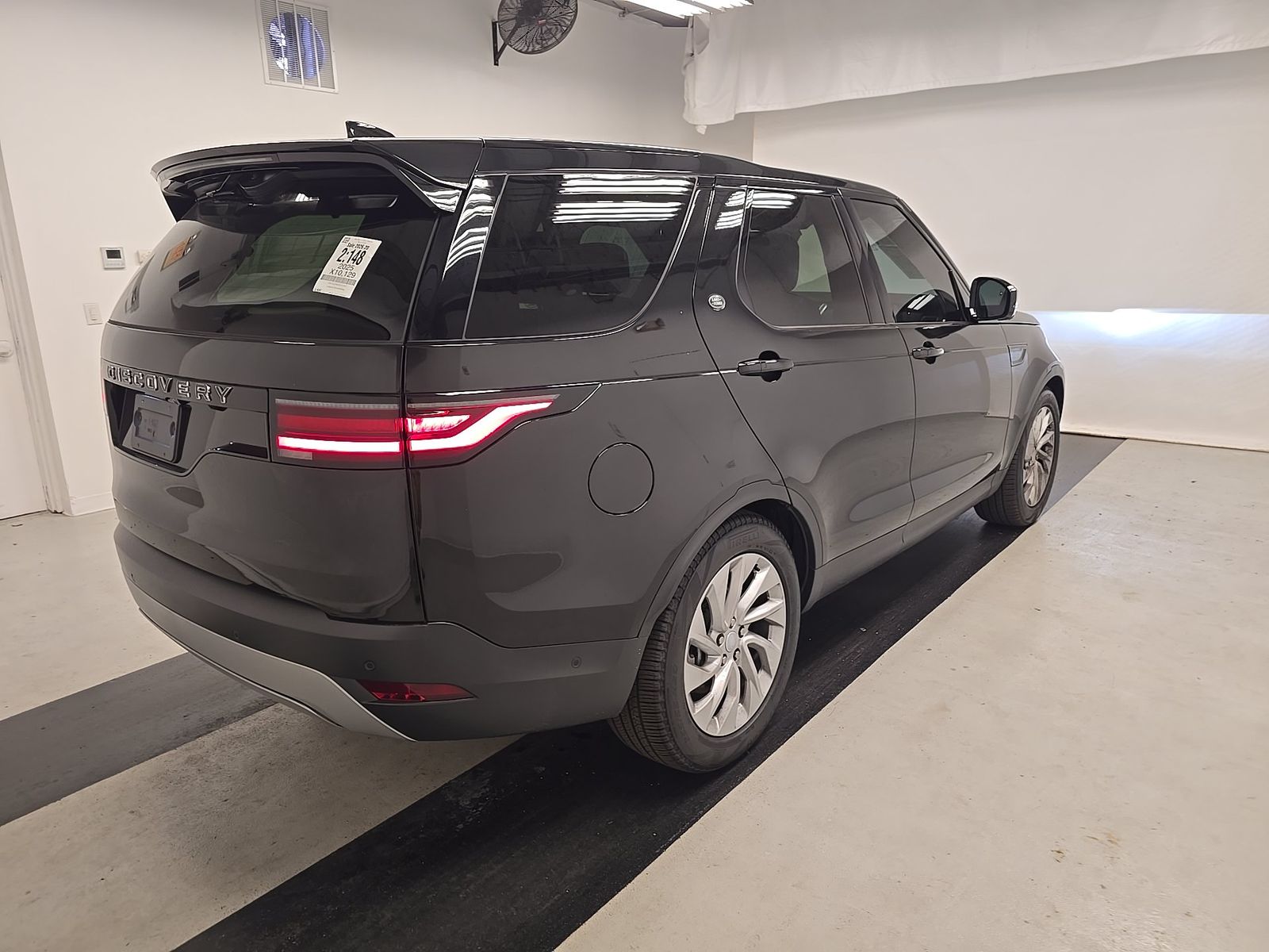 2025 Land Rover Discovery S AWD