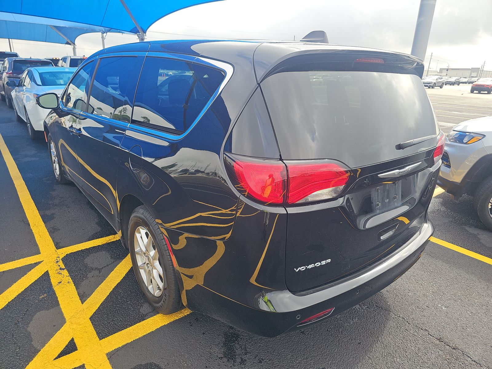 CHRYSLER VOYAGER - 7