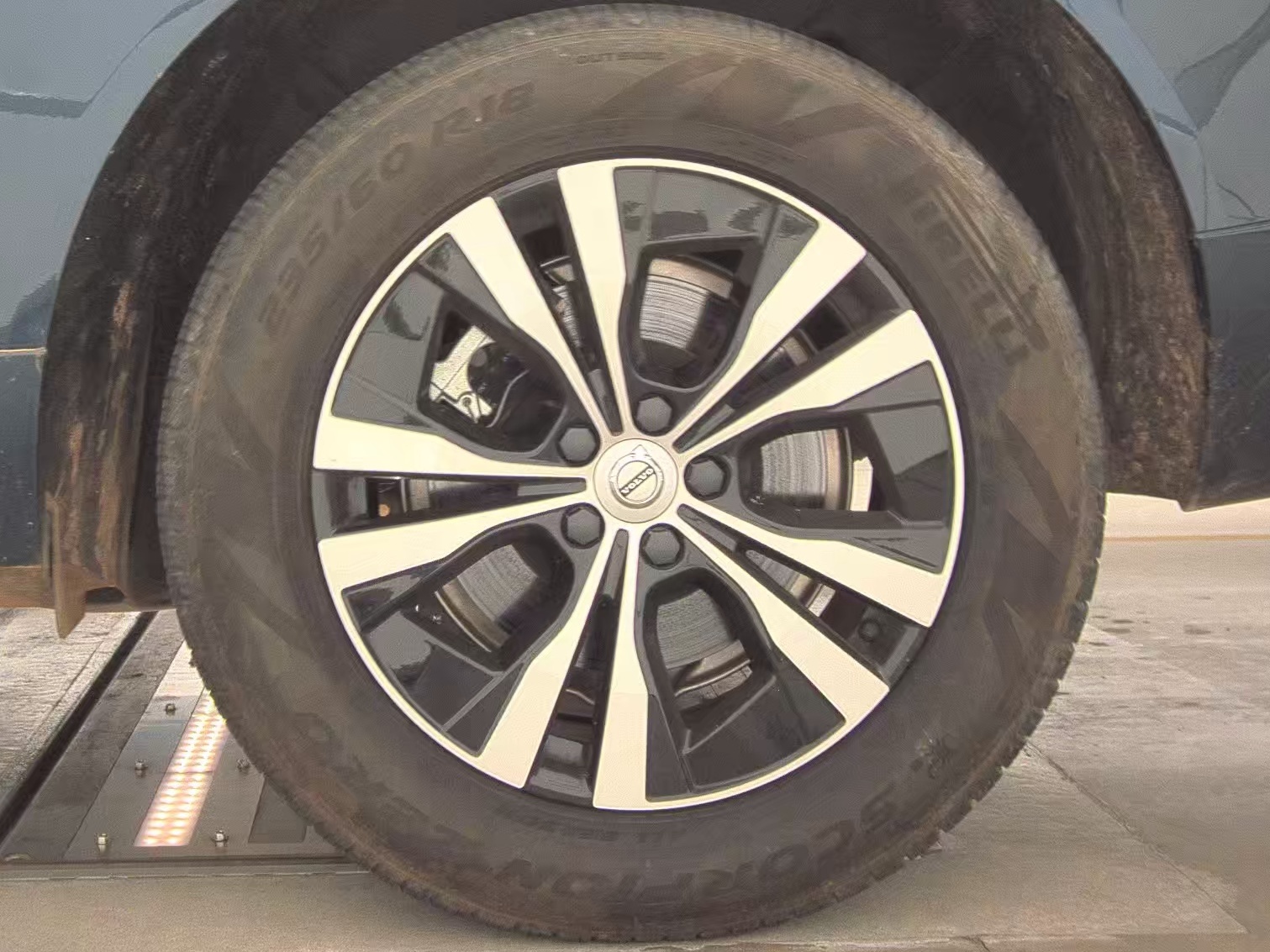 2023 Volvo XC60 Recharge T8 Core AWD