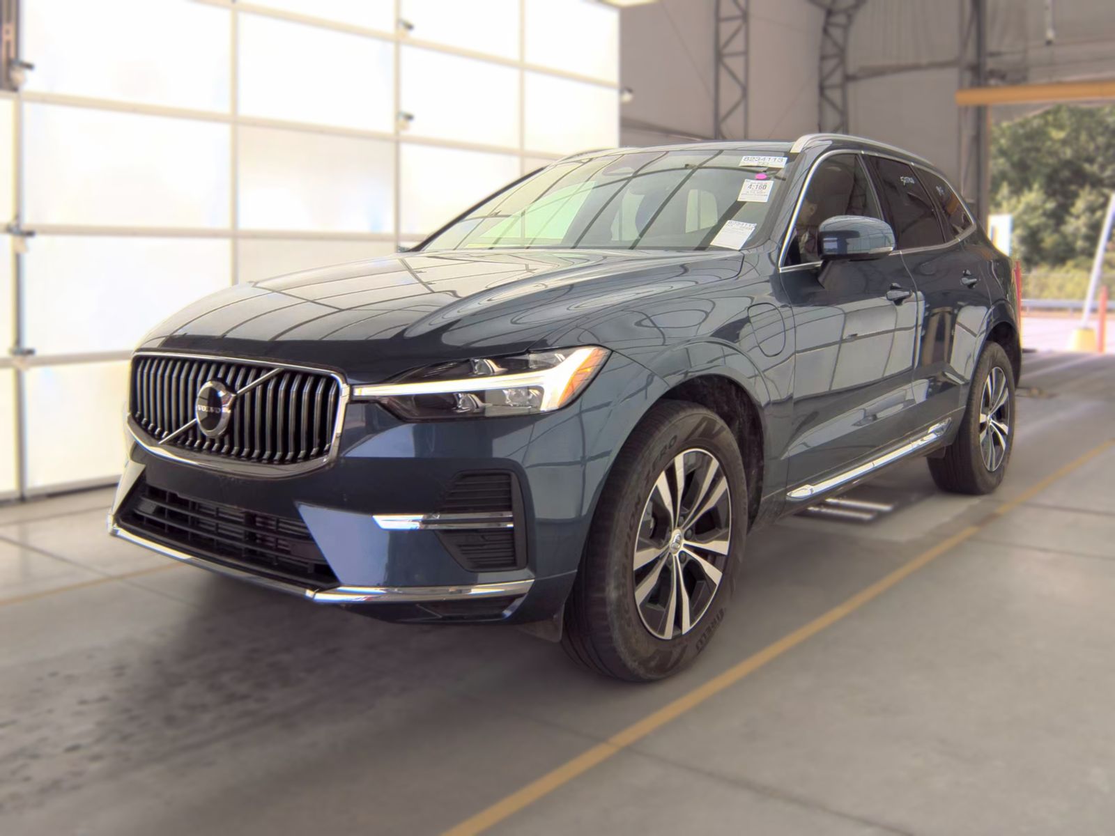 2023 Volvo XC60 Recharge T8 Core AWD