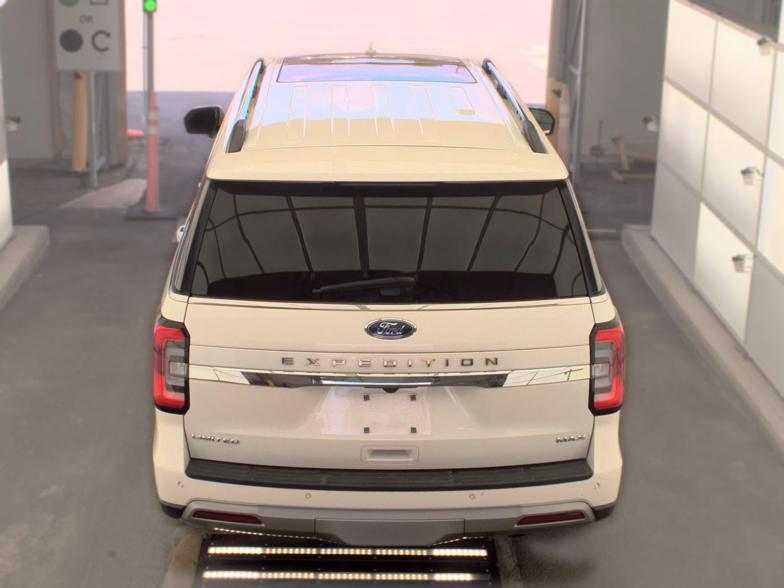 FORD EXPEDITION MAX - 7