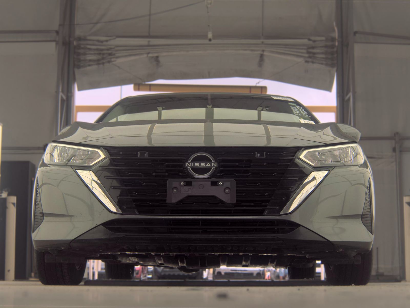 NISSAN SENTRA - 4