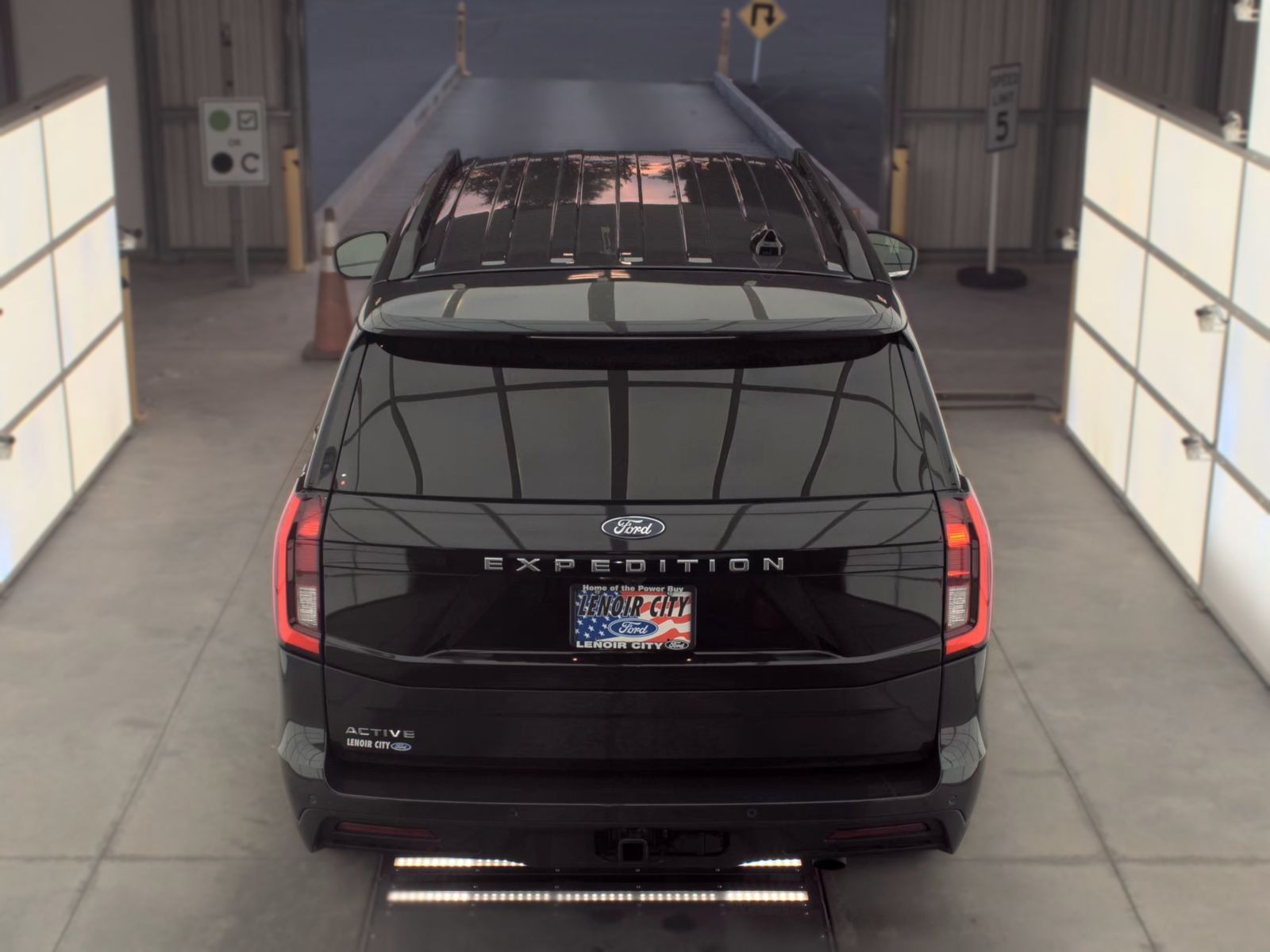 FORD EXPEDITION - 7