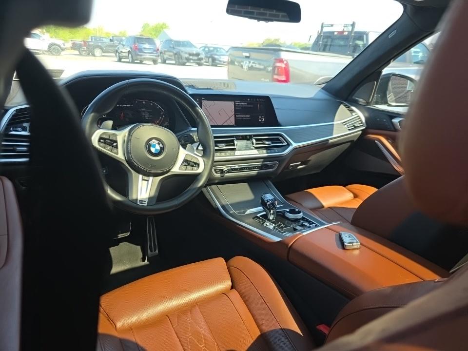 2021 BMW X7 M50i AWD