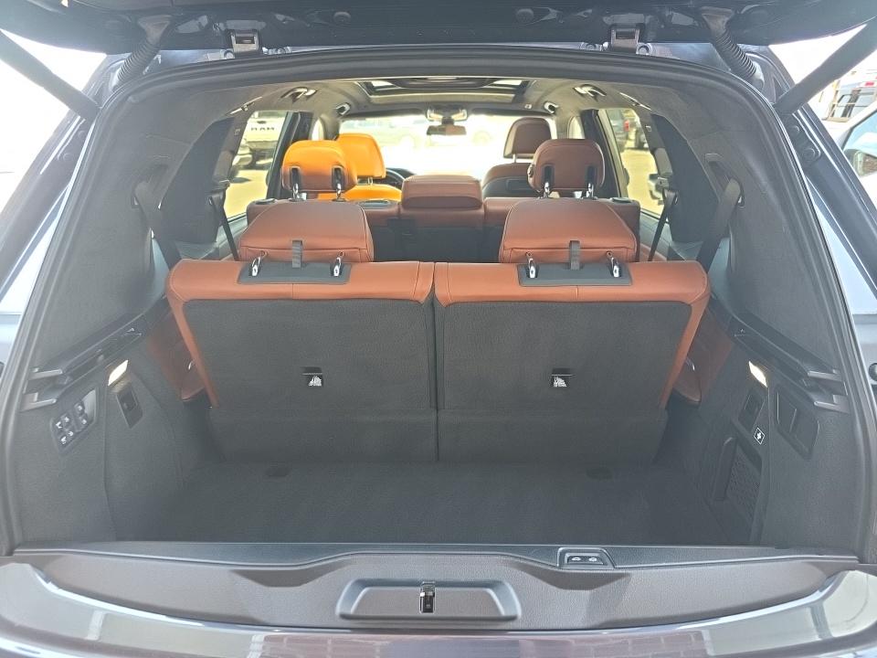 2021 BMW X7 M50i AWD