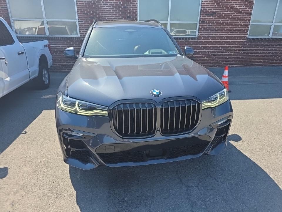 2021 BMW X7 M50i AWD