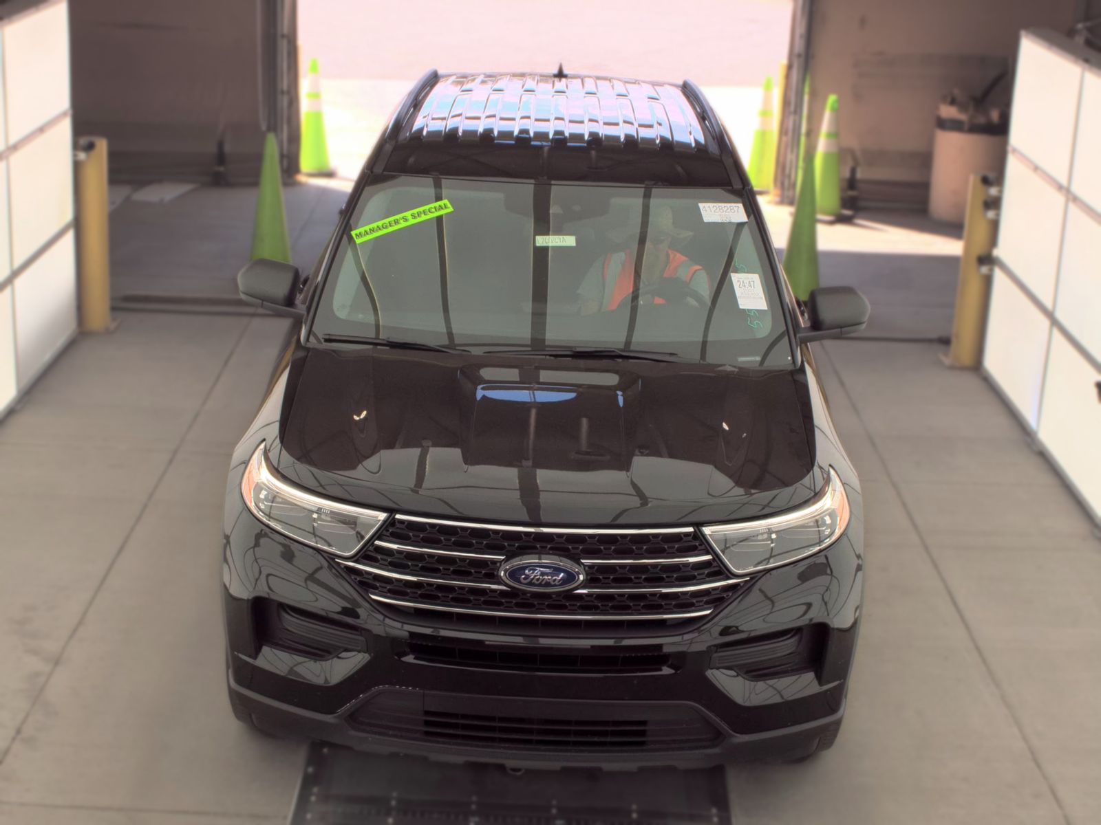 FORD EXPLORER - 3