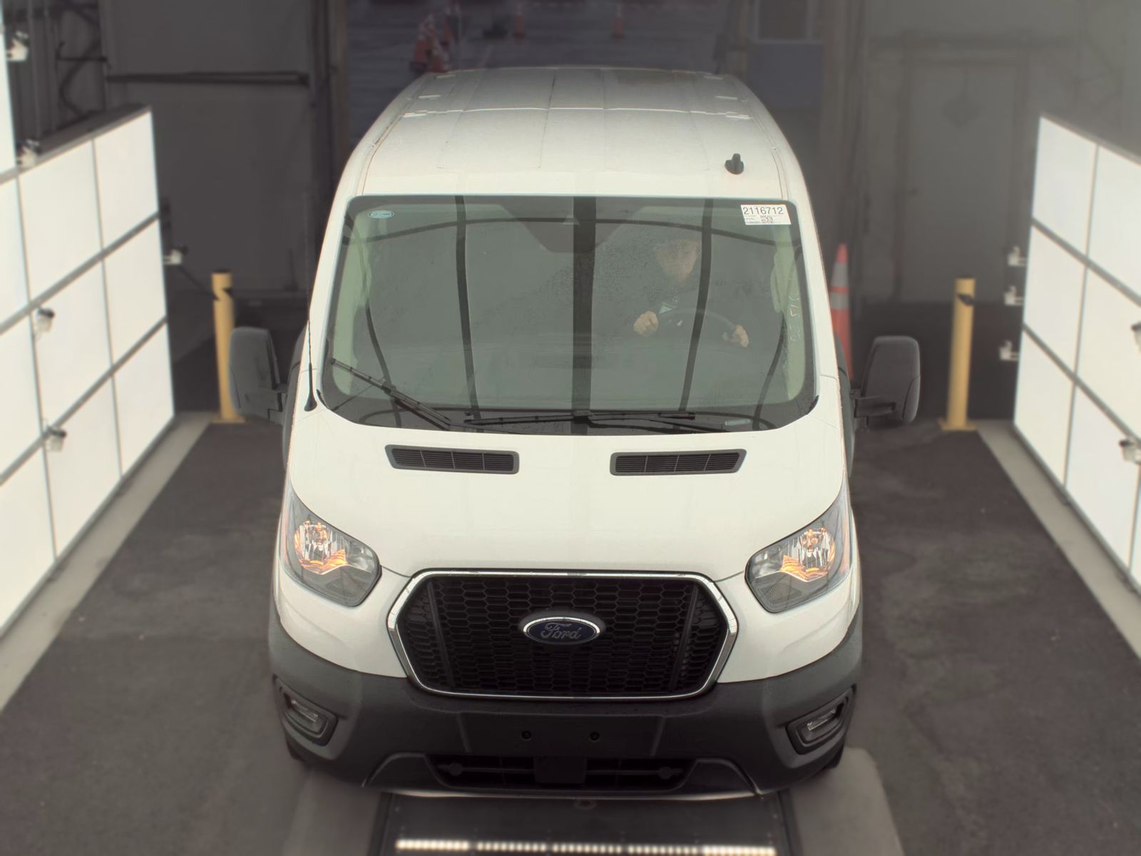 FORD TRANSIT 250 - 3