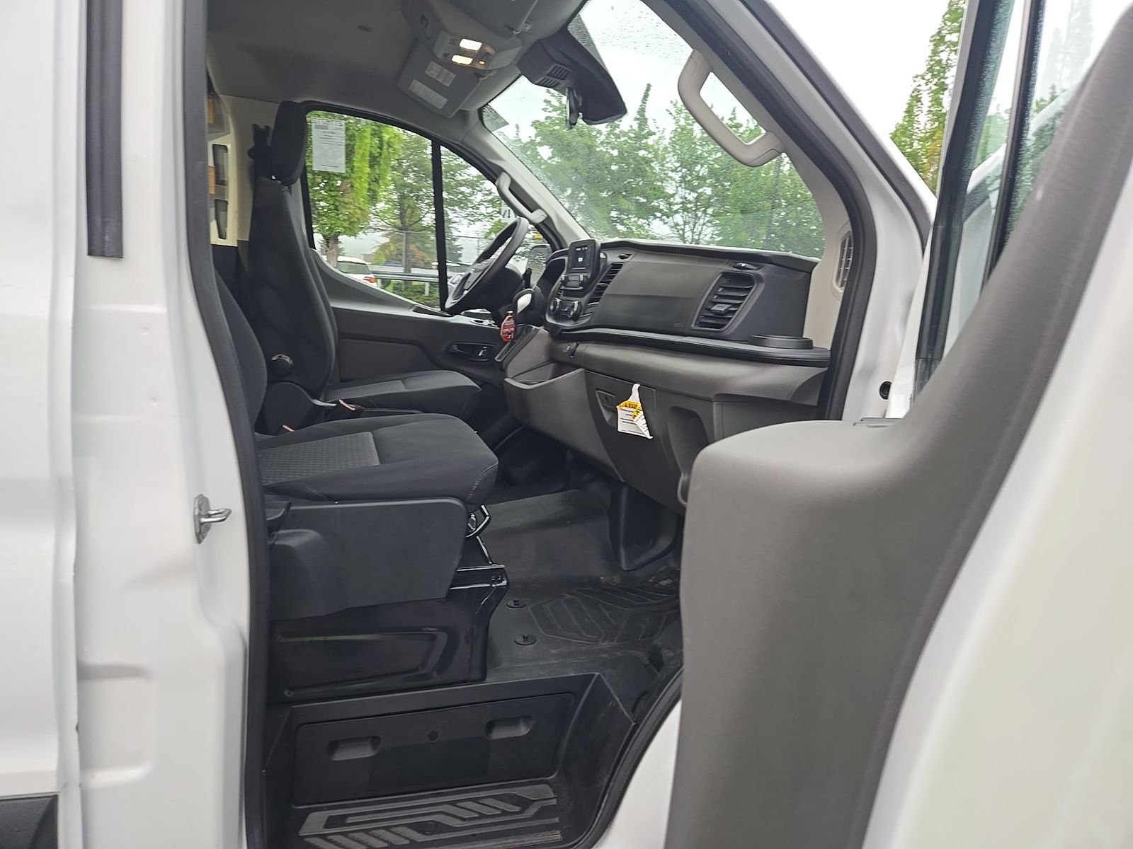 FORD TRANSIT 250 - 9
