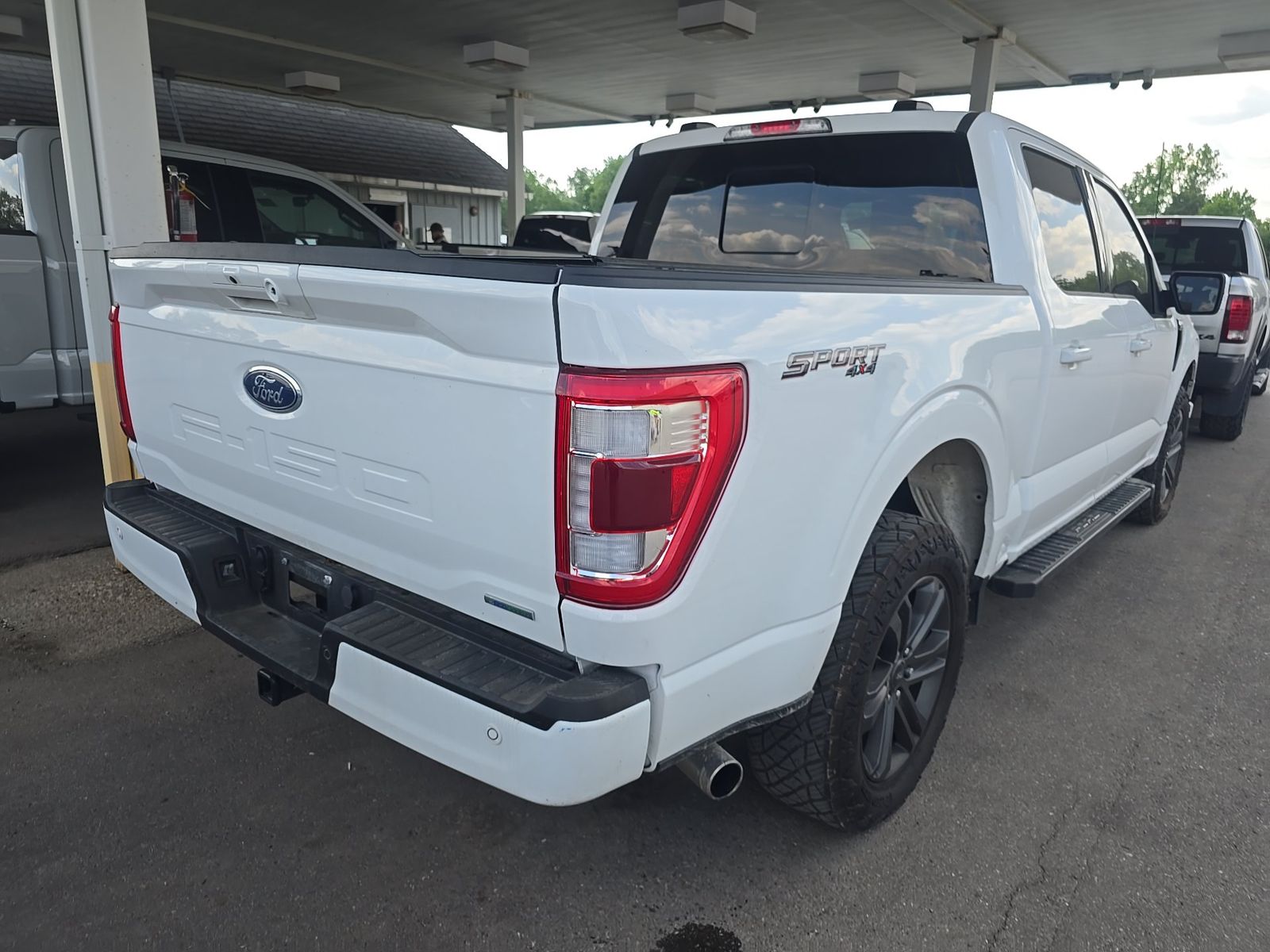 2023 Ford F-150 Lariat AWD