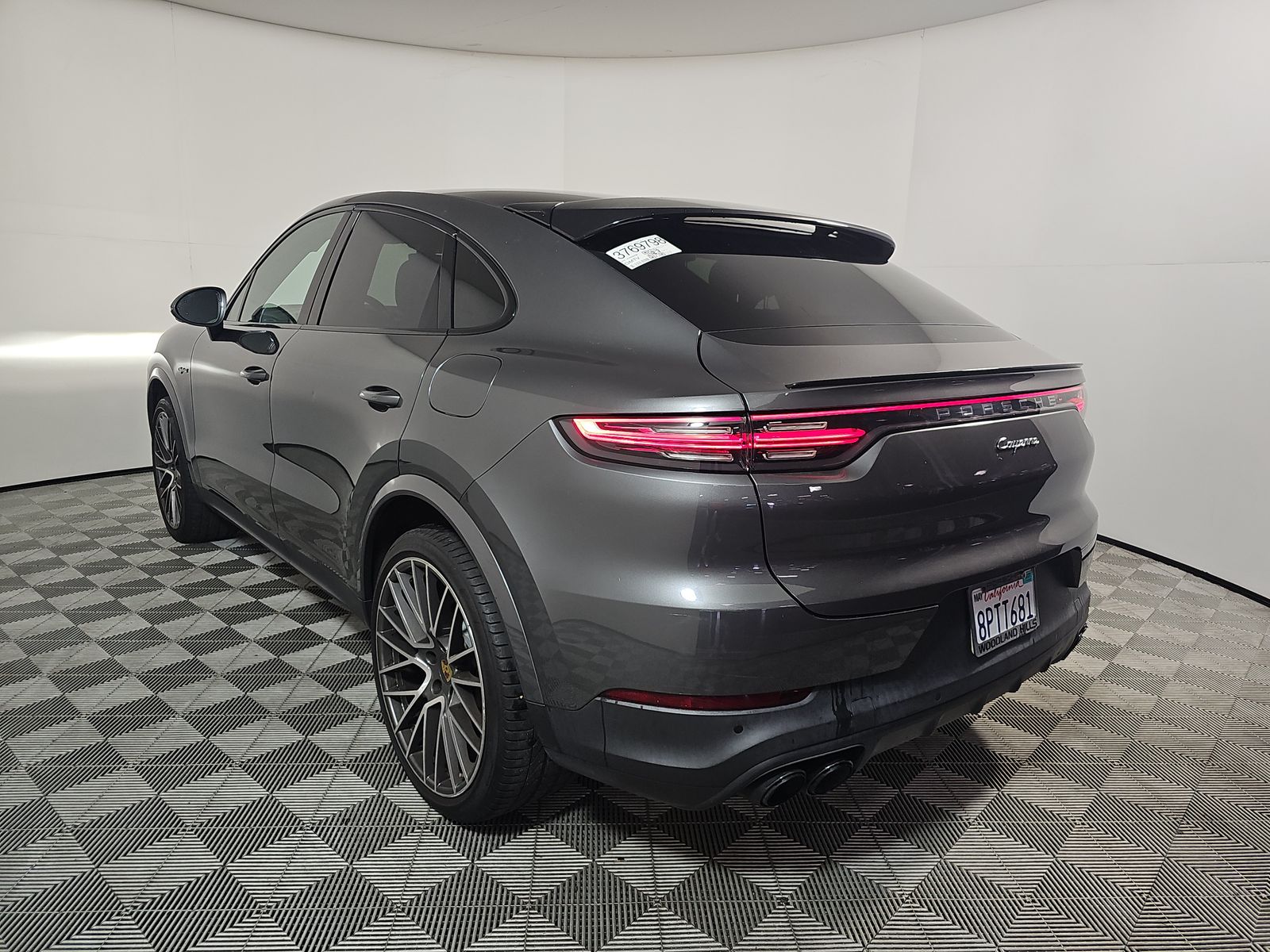 PORSCHE CAYENNE - 7