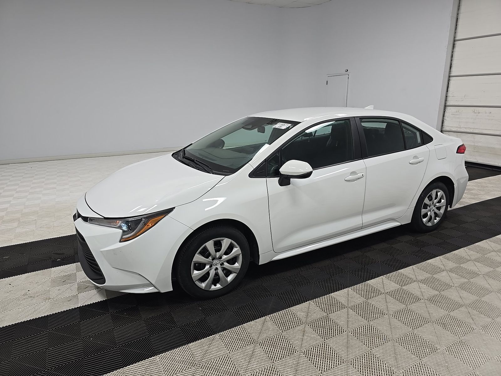 2024 Toyota Corolla LE FWD