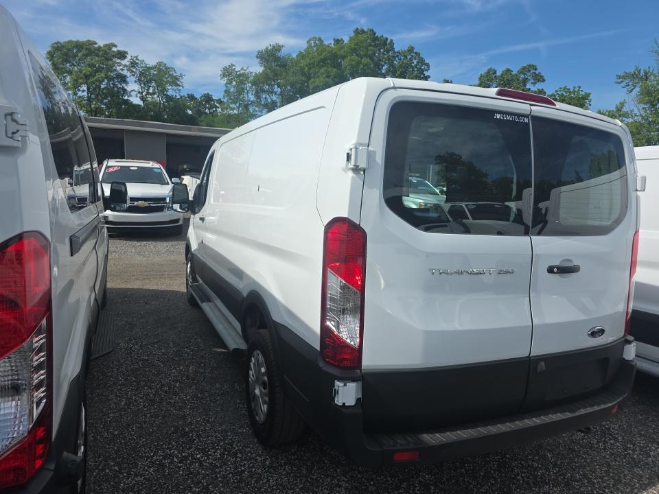 FORD TRANSIT 250 - 7