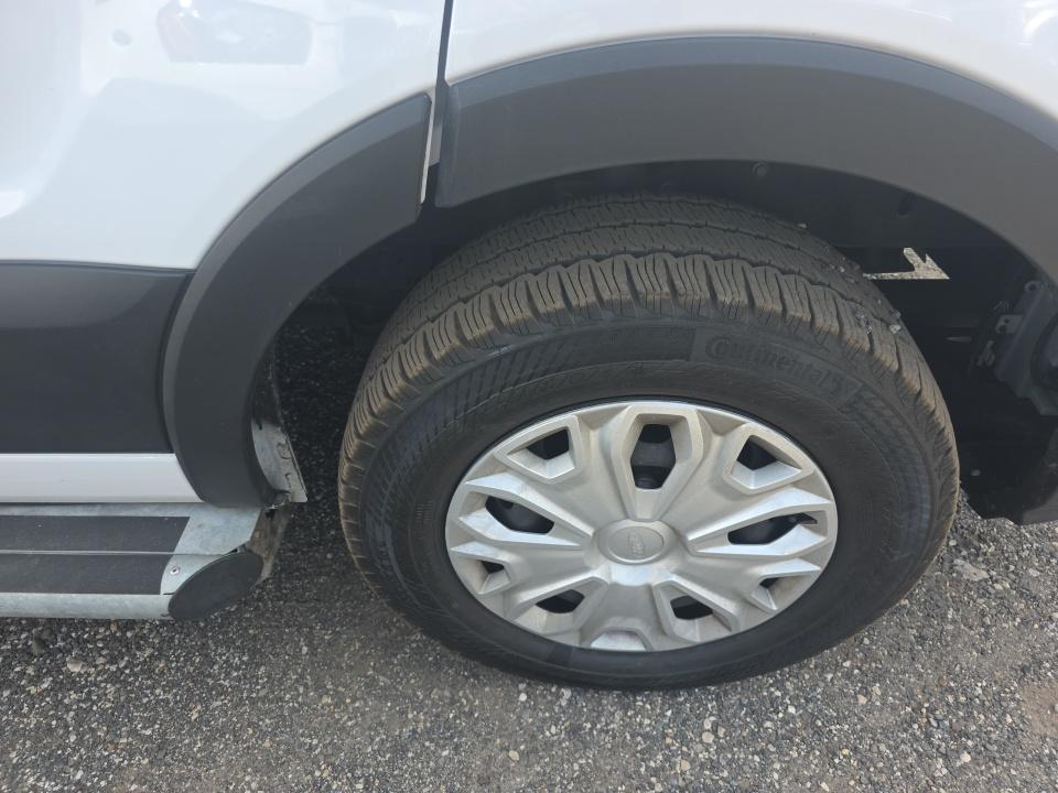 FORD TRANSIT 250 - 10