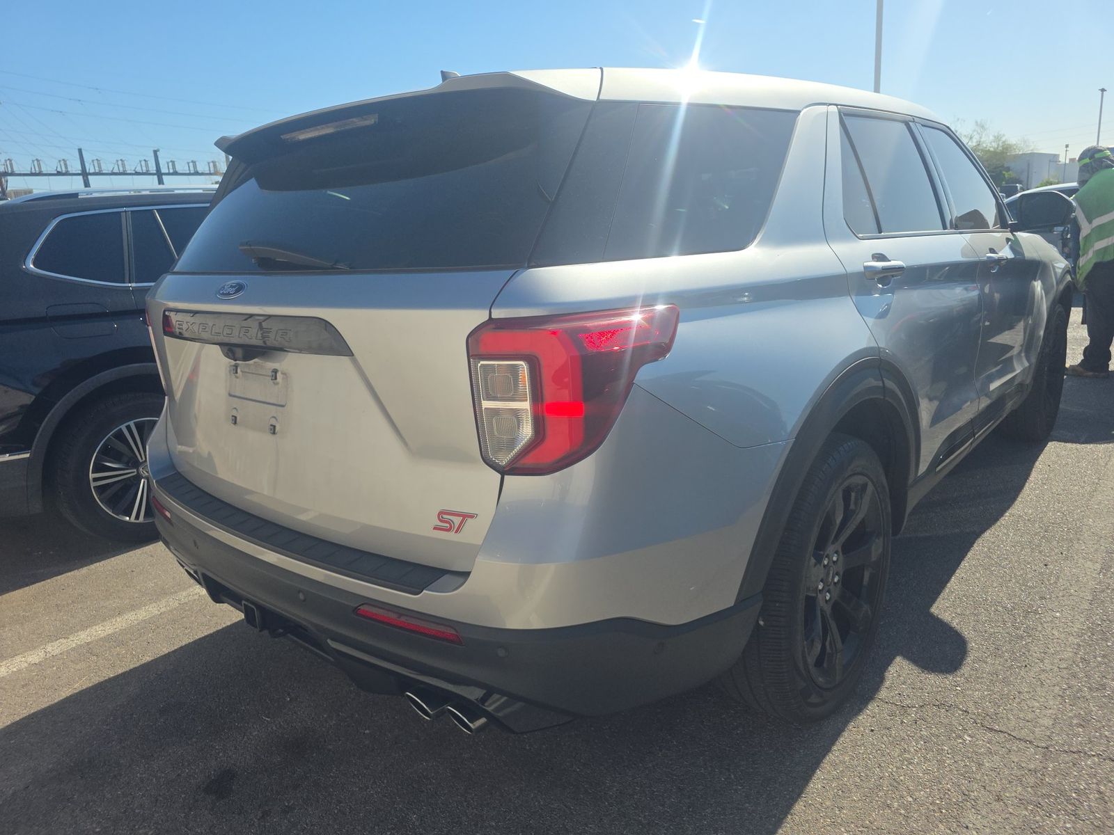FORD EXPLORER - 5