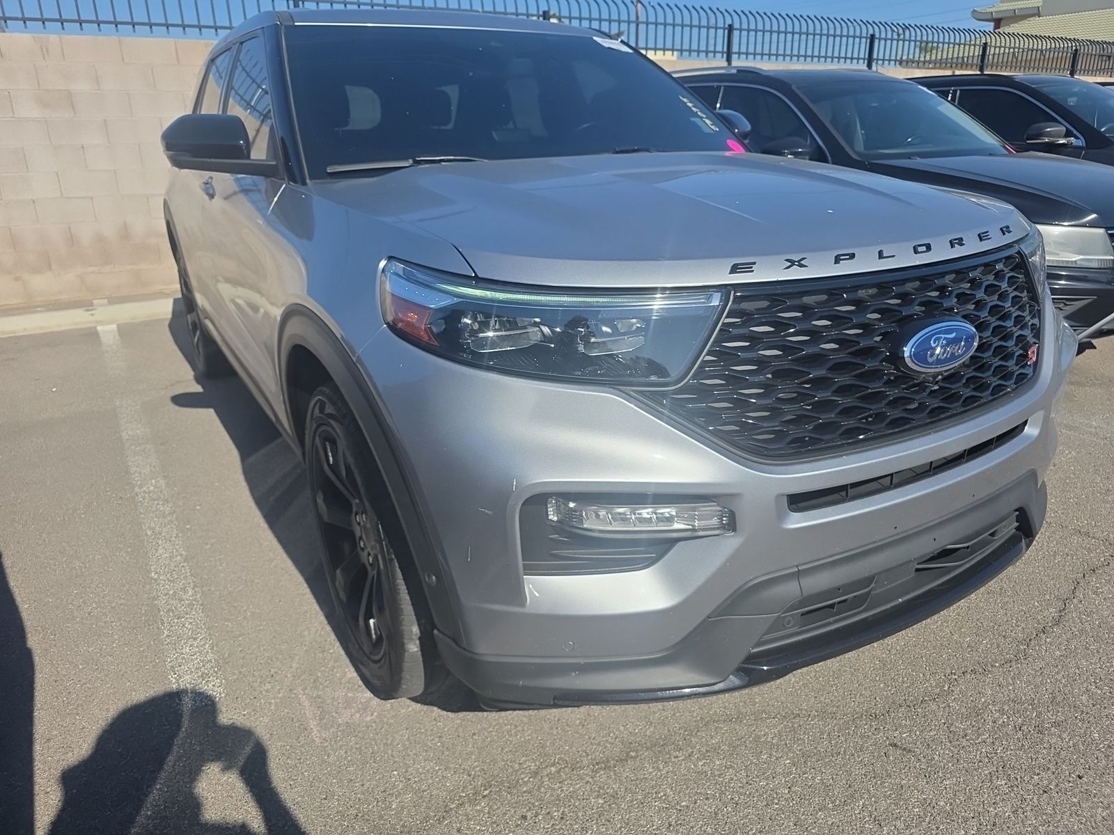 FORD EXPLORER - 4