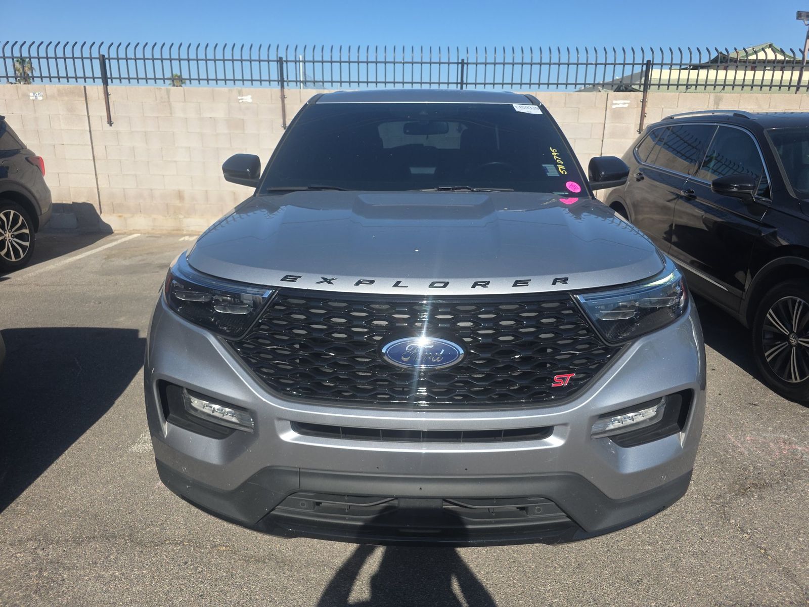 FORD EXPLORER - 3