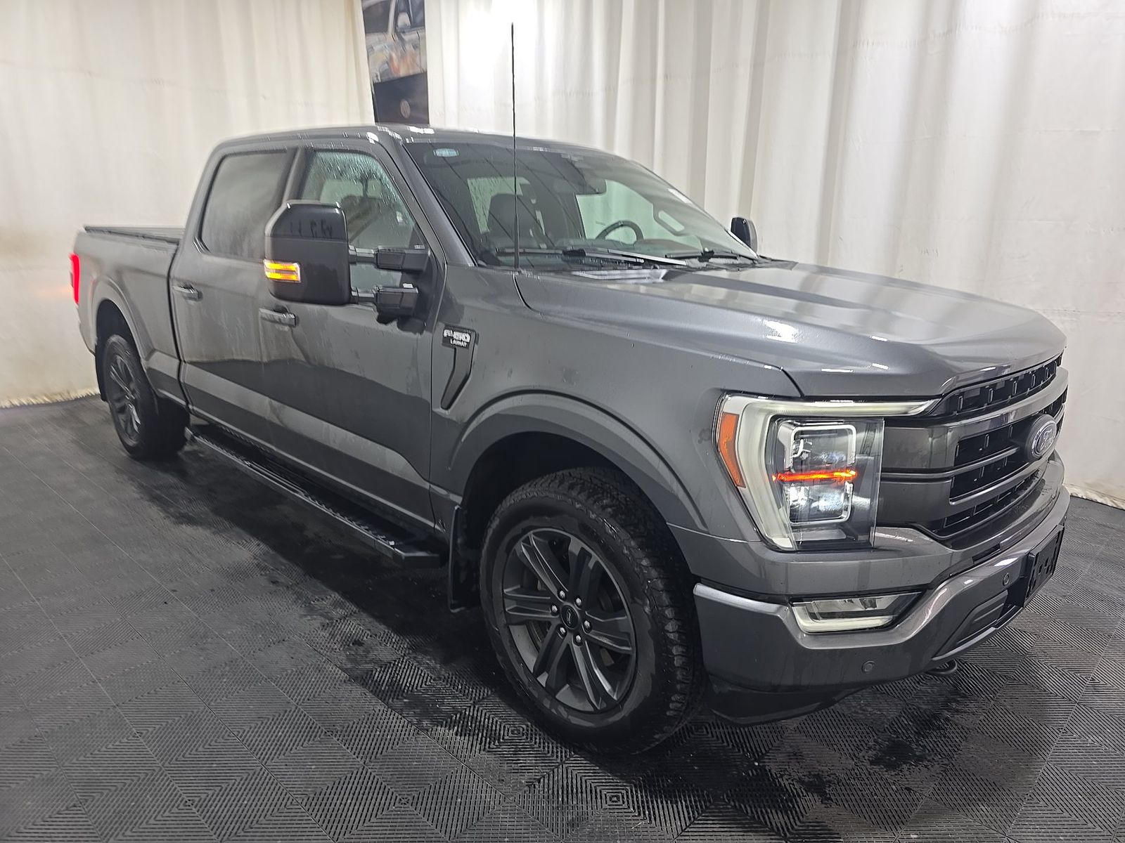 2023 Ford F-150 Lariat AWD