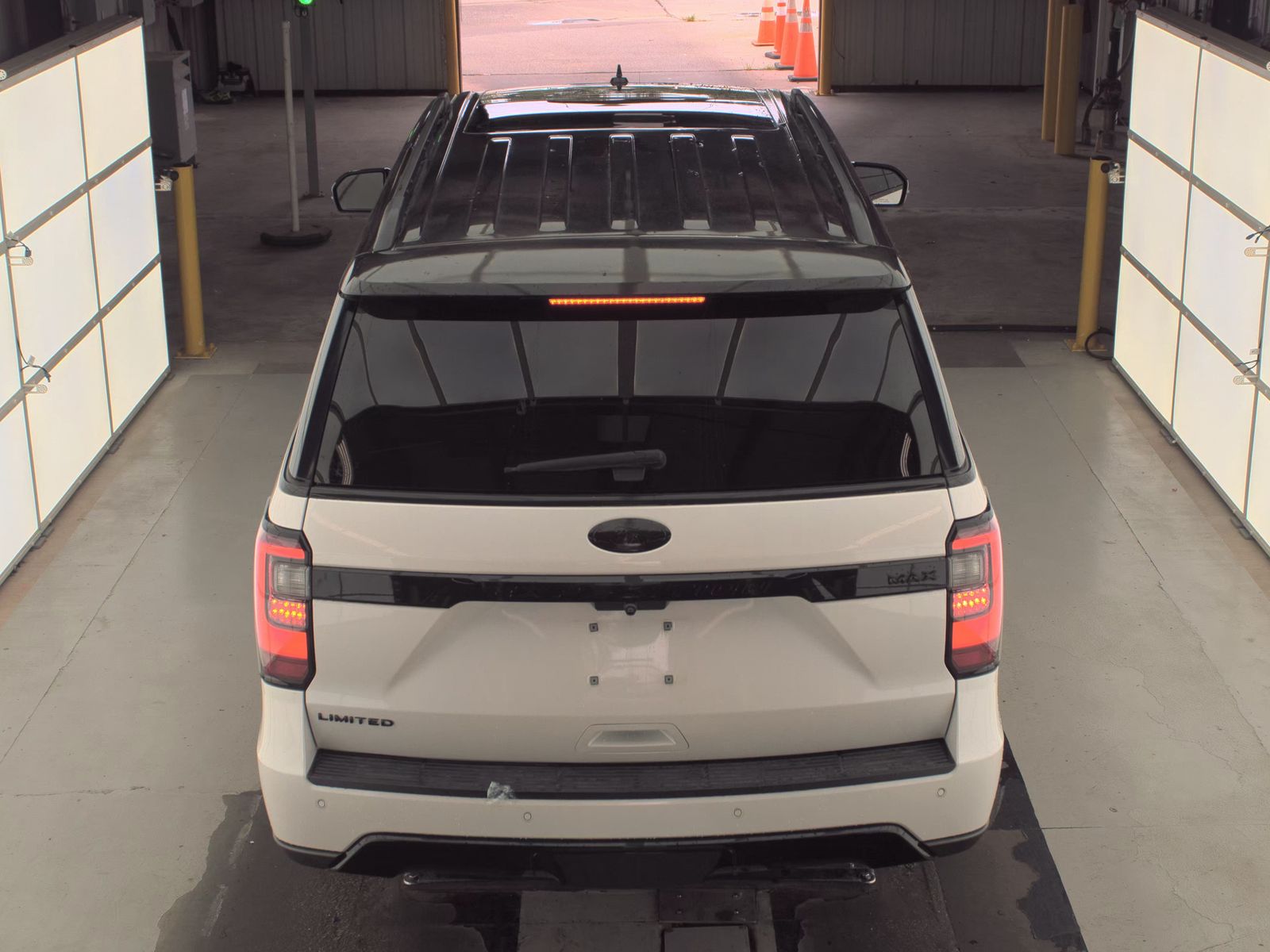 FORD EXPEDITION MAX - 7