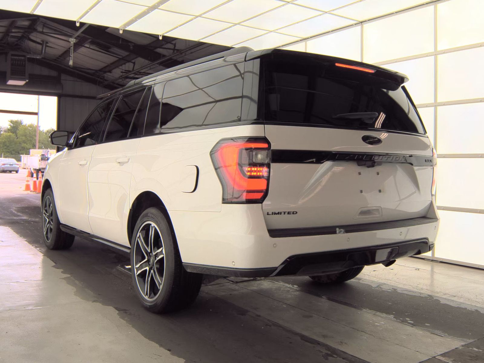 FORD EXPEDITION MAX - 9