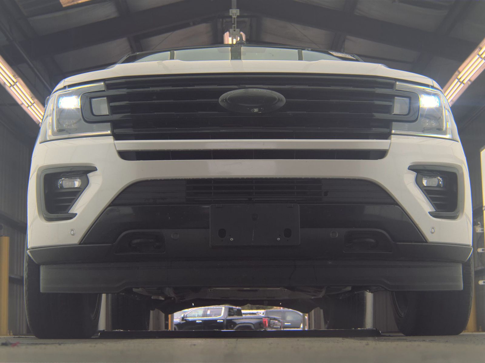 FORD EXPEDITION MAX - 4