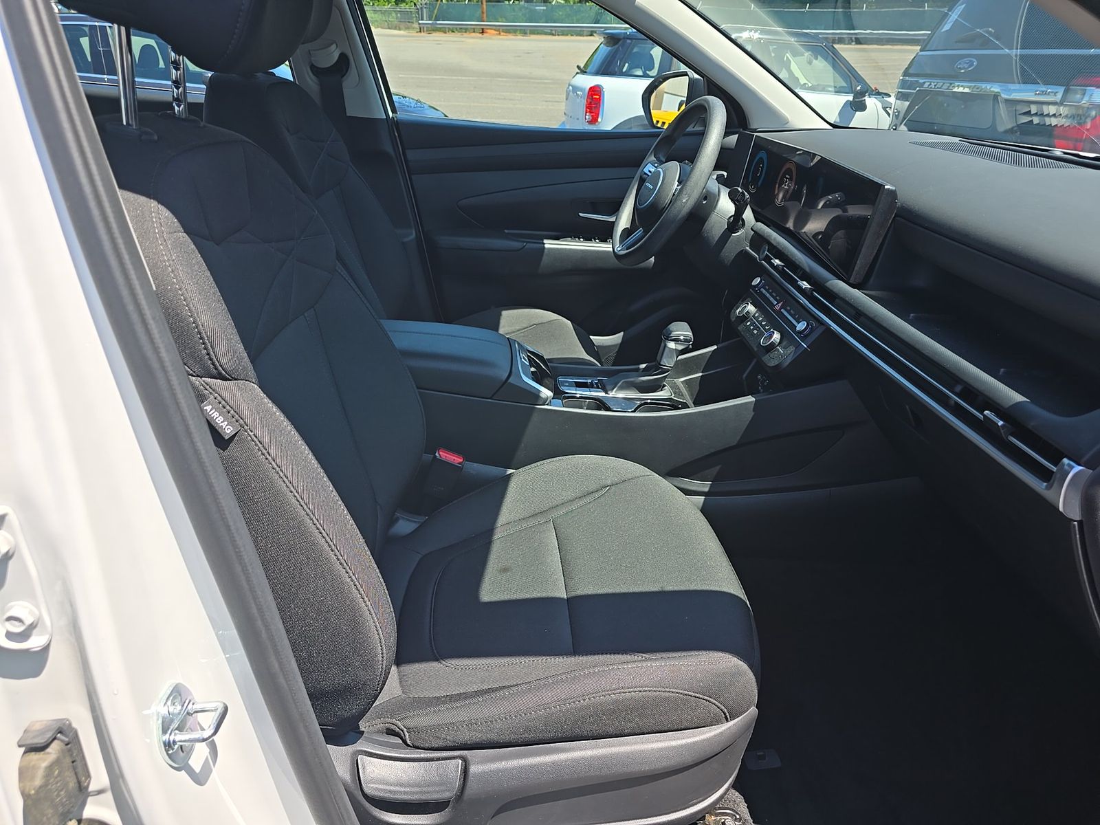 2025 Hyundai Tucson SE FWD