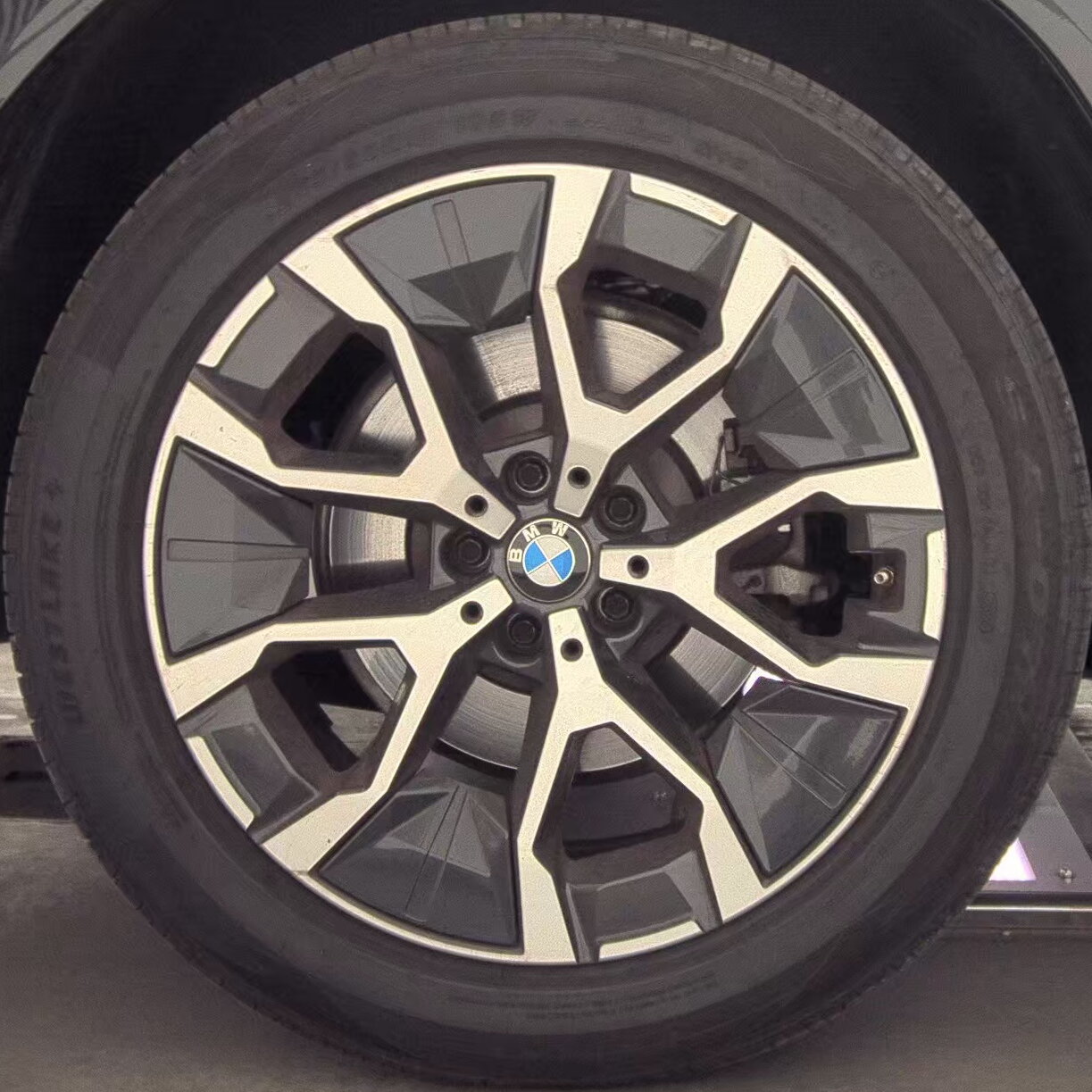 2025 BMW X3 30 xDrive AWD