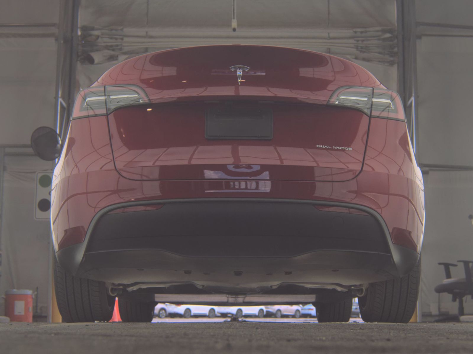 TESLA MODEL Y - 8